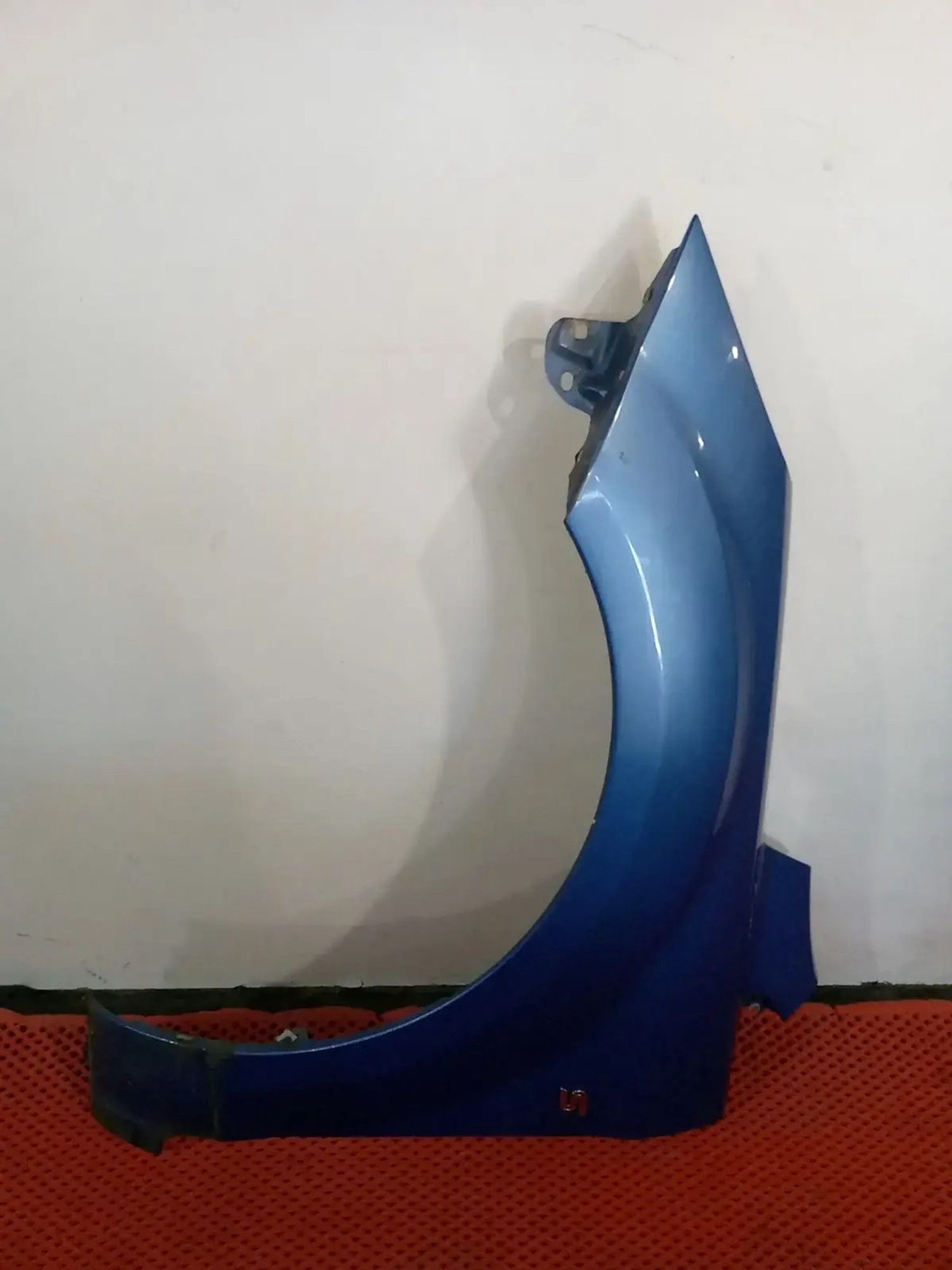 https://ycs.partsauto.market/partsauto-images/thmbs/userImages/a486c87f8955b6e25f9185efee619899/part/8b383ce6-1fa7-429d-93bd-94cbfadc8038_1779344157610.jpg