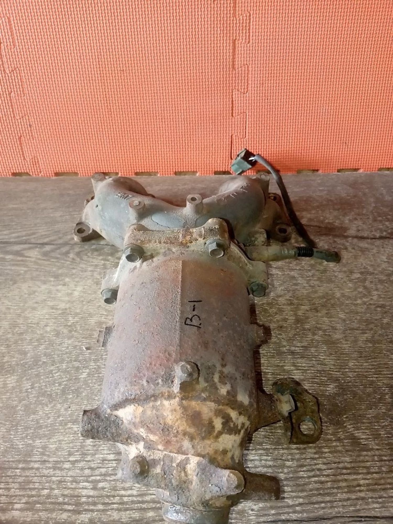 https://ycs.partsauto.market/partsauto-images/thmbs/userImages/a486c87f8955b6e25f9185efee619899/part/8b7e2a3b-a9f2-40bc-b15f-6e7eede5633c_1775856431565.jpg