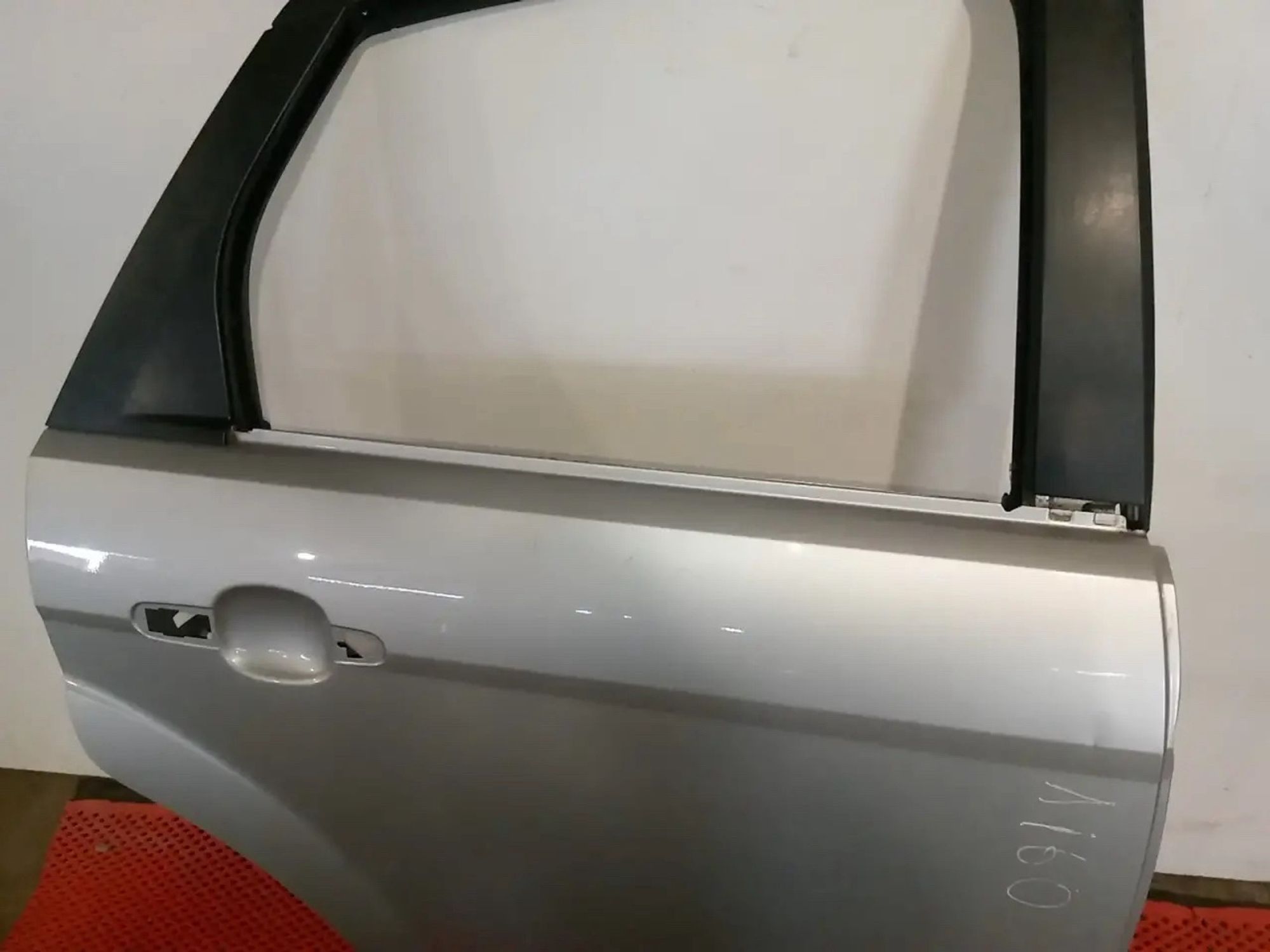https://ycs.partsauto.market/partsauto-images/thmbs/userImages/a486c87f8955b6e25f9185efee619899/part/8cac8340-7e6d-4860-802e-d2d77c22cbc7_1779051643521.jpg