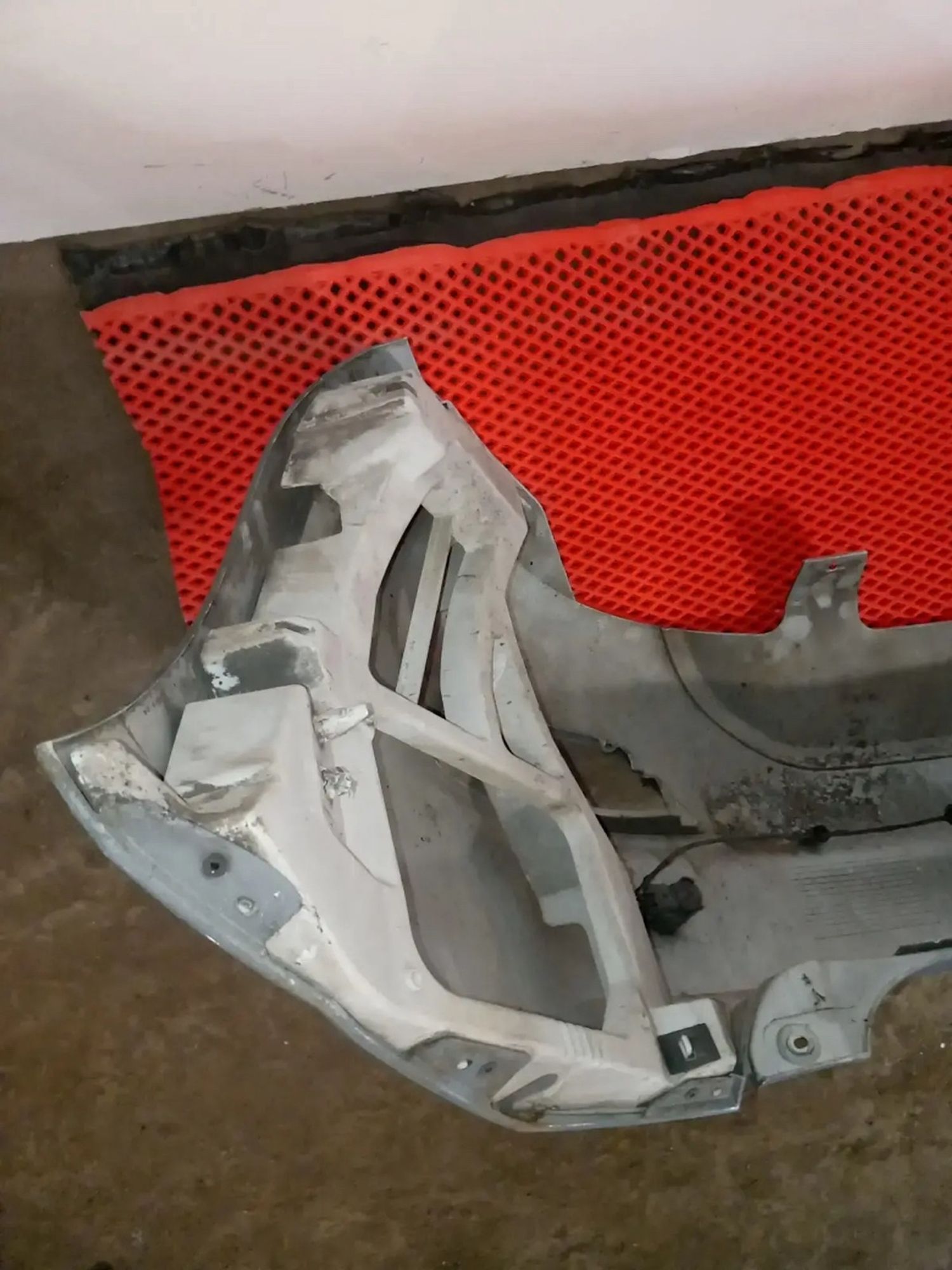 https://ycs.partsauto.market/partsauto-images/thmbs/userImages/a486c87f8955b6e25f9185efee619899/part/8cf82892-f843-438f-ab5e-3d380551b679_1778190100903.jpg