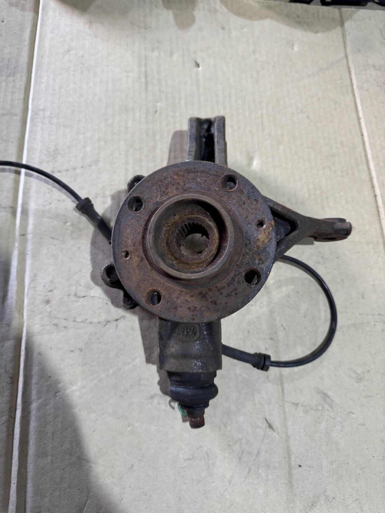 https://ycs.partsauto.market/partsauto-images/thmbs/userImages/a486c87f8955b6e25f9185efee619899/part/8cfa2fbf-82bd-4157-9522-9740d9fd16b6_1782851974786.jpg