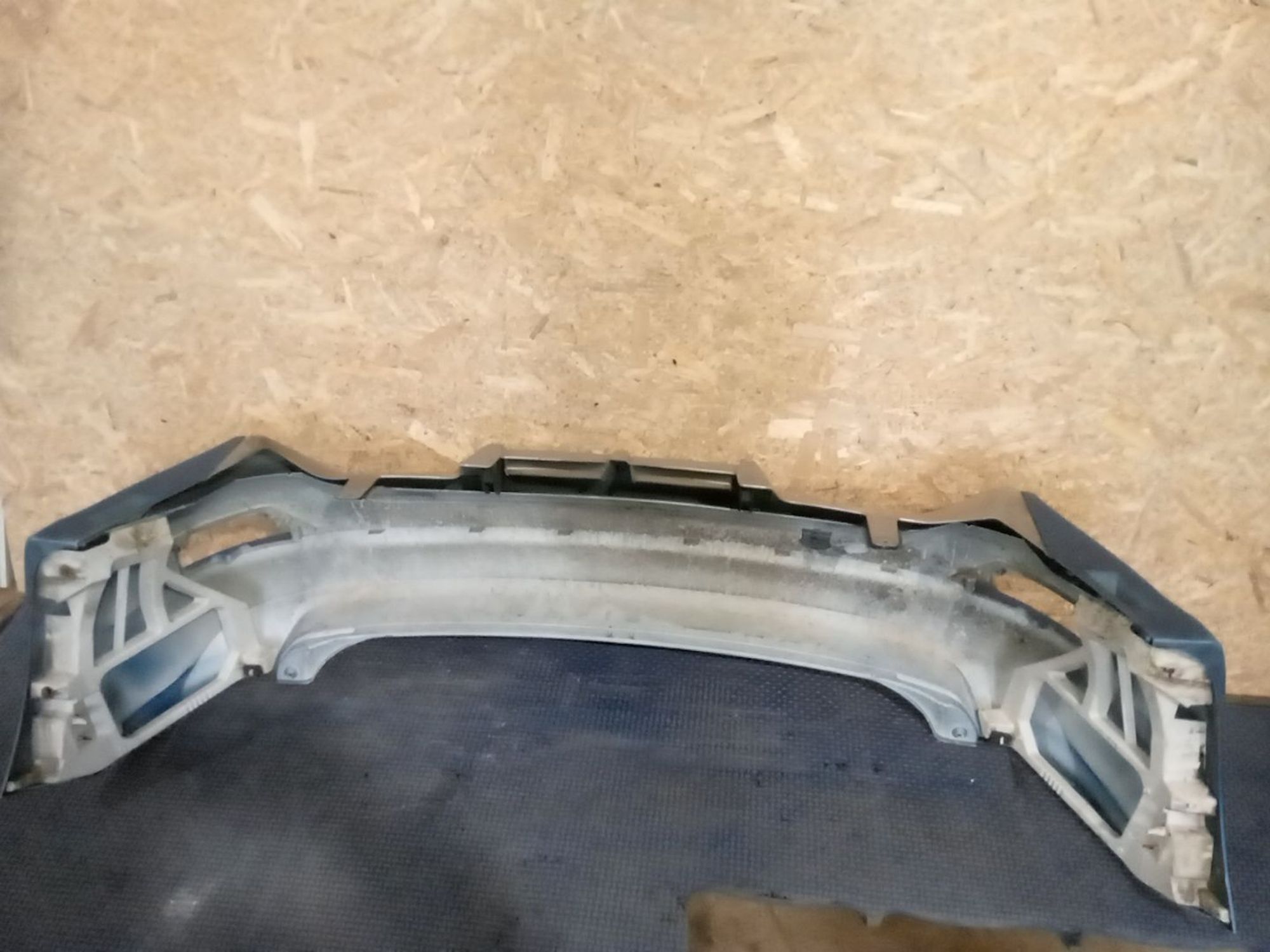 https://ycs.partsauto.market/partsauto-images/thmbs/userImages/a486c87f8955b6e25f9185efee619899/part/8dec9fb3-4d03-4dc2-abcb-d2bf97c36152_1782455439438.jpg