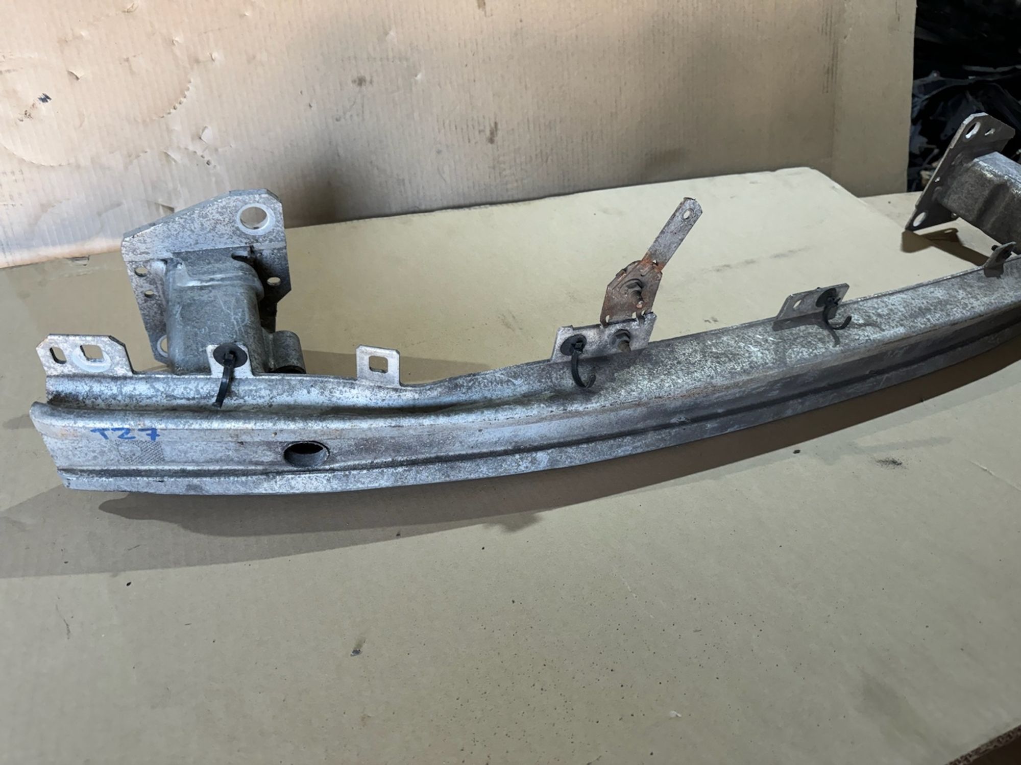 https://ycs.partsauto.market/partsauto-images/thmbs/userImages/a486c87f8955b6e25f9185efee619899/part/8e35bd11-cbdd-4061-8cf4-477fdecfc6a7_1775854412184.jpg