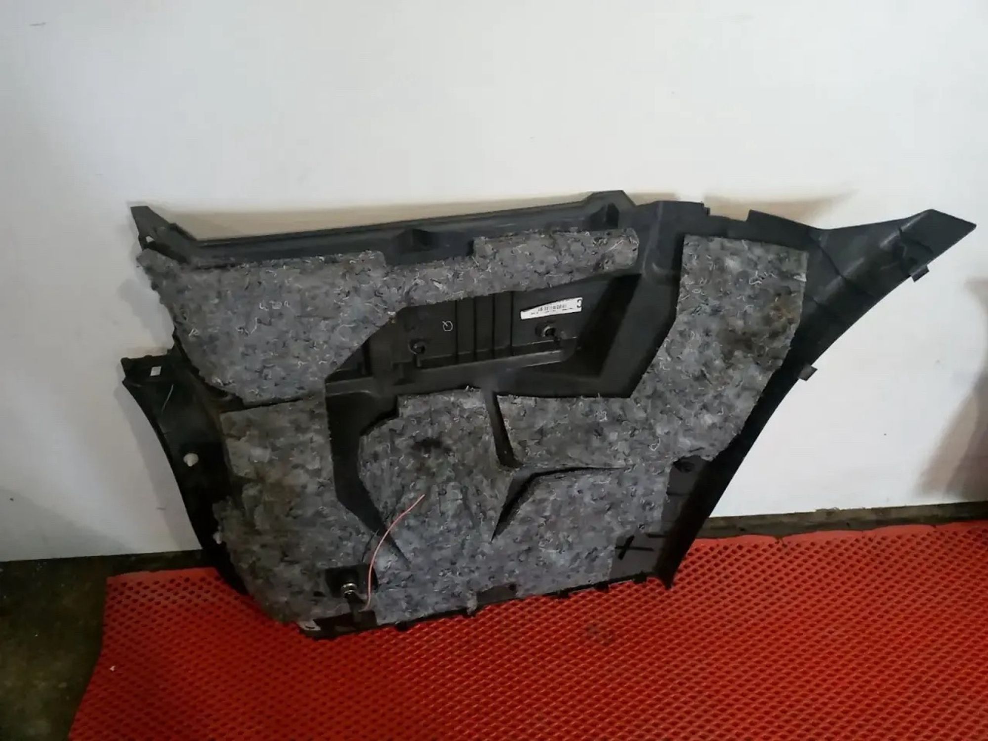 https://ycs.partsauto.market/partsauto-images/thmbs/userImages/a486c87f8955b6e25f9185efee619899/part/8ee13619-87e7-46cb-ad21-f9ccafdcd39d_1779793165170.jpg