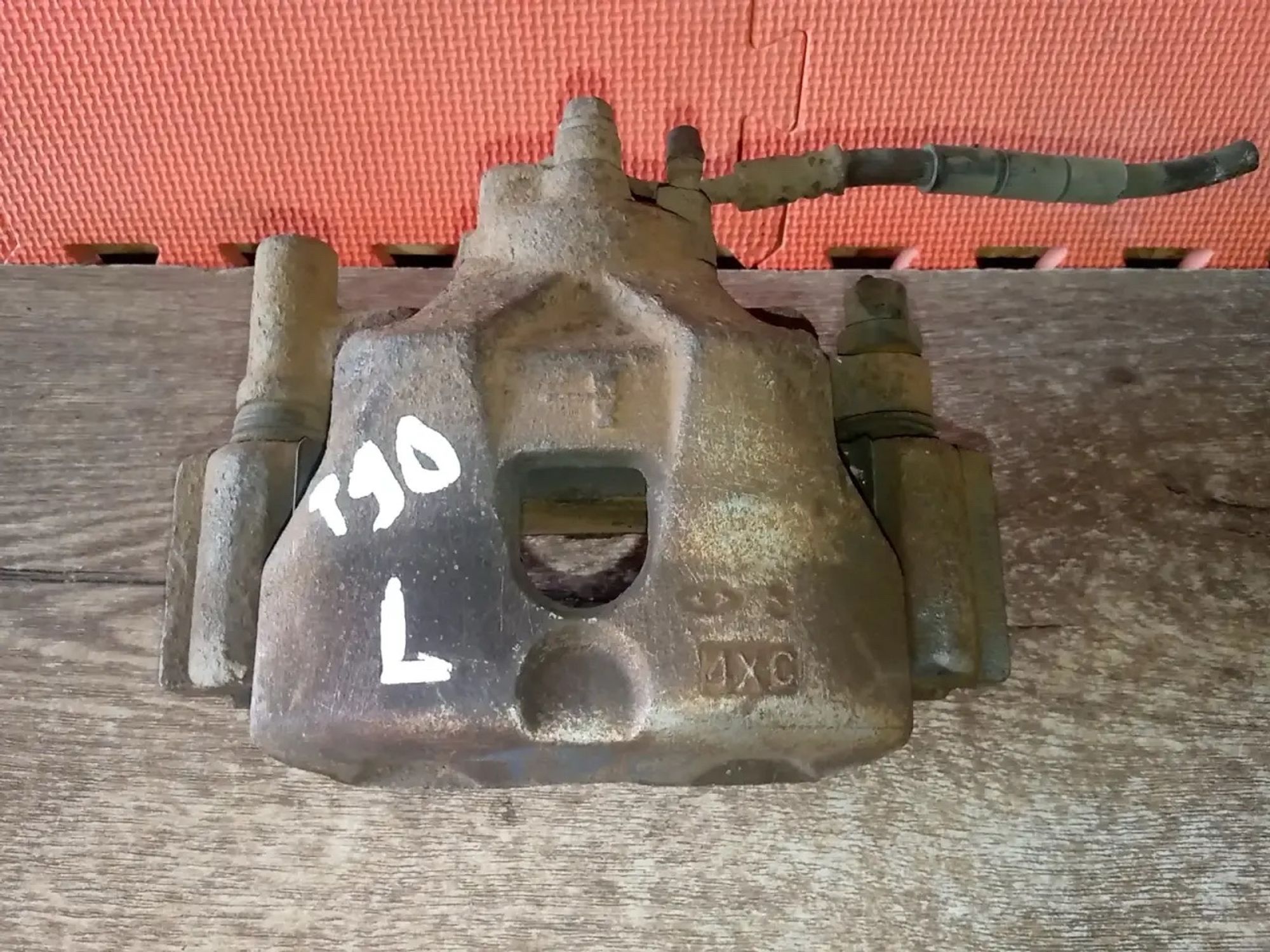 https://ycs.partsauto.market/partsauto-images/thmbs/userImages/a486c87f8955b6e25f9185efee619899/part/8f8d5ead-eca4-4c05-bfb1-2ff6f8061723_1783412789704.jpg
