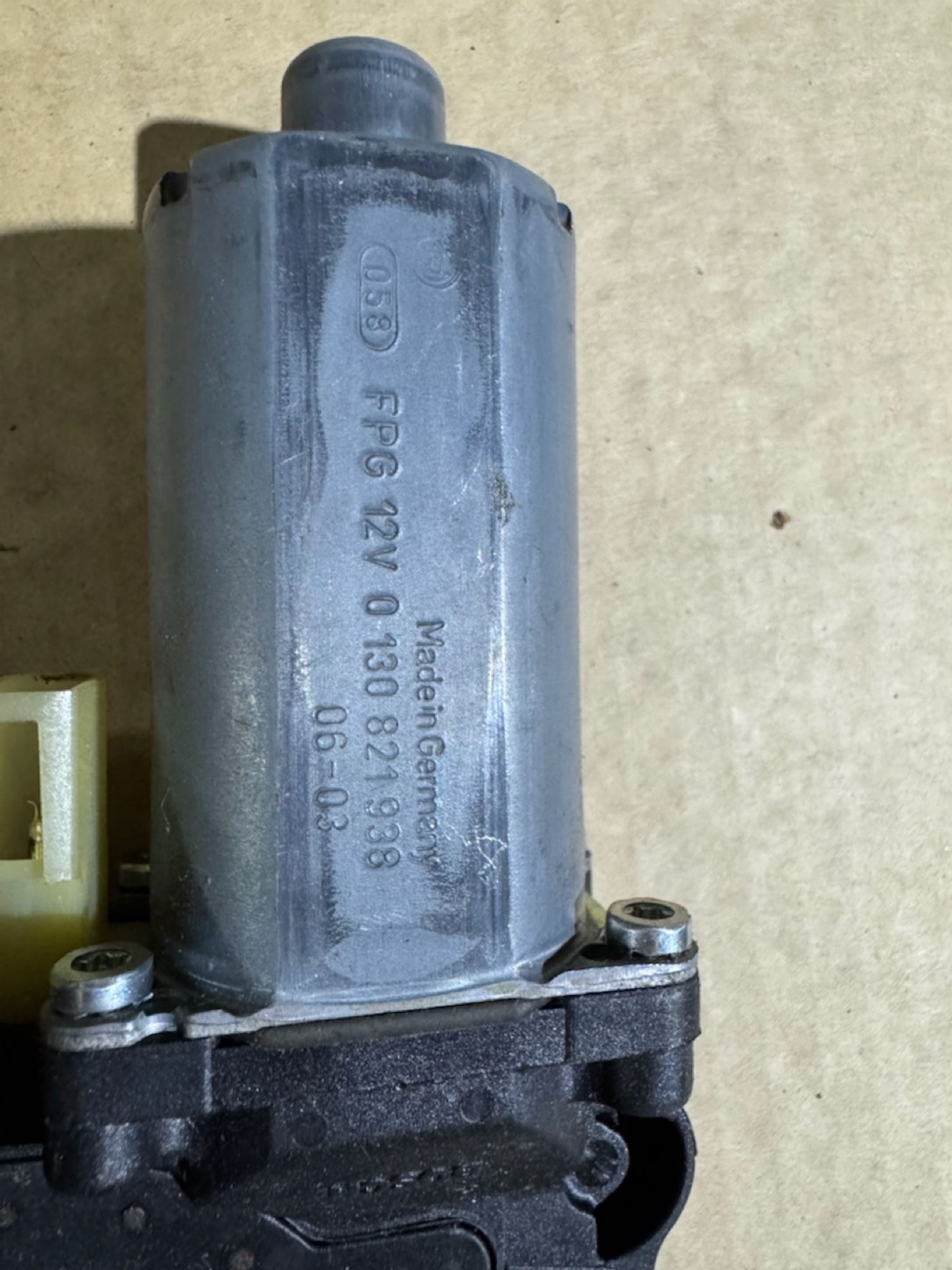 https://ycs.partsauto.market/partsauto-images/thmbs/userImages/a486c87f8955b6e25f9185efee619899/part/909c1c84-a7bf-4e22-afe9-8ce595ca3470_1784144785242.jpg