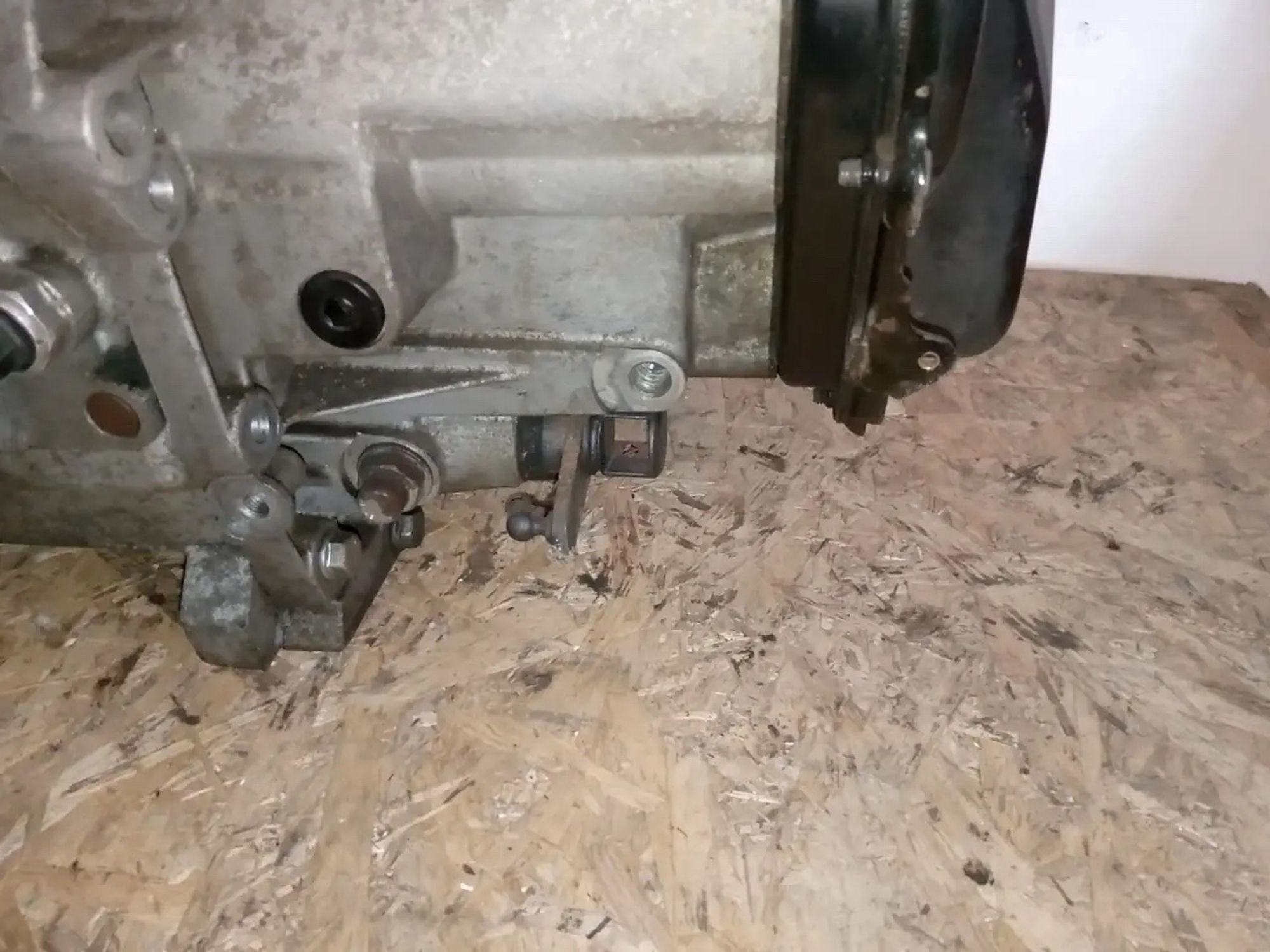 https://ycs.partsauto.market/partsauto-images/thmbs/userImages/a486c87f8955b6e25f9185efee619899/part/90cffaa2-b7f4-4b10-82e6-d144a1fa2992_1779793172522.jpg