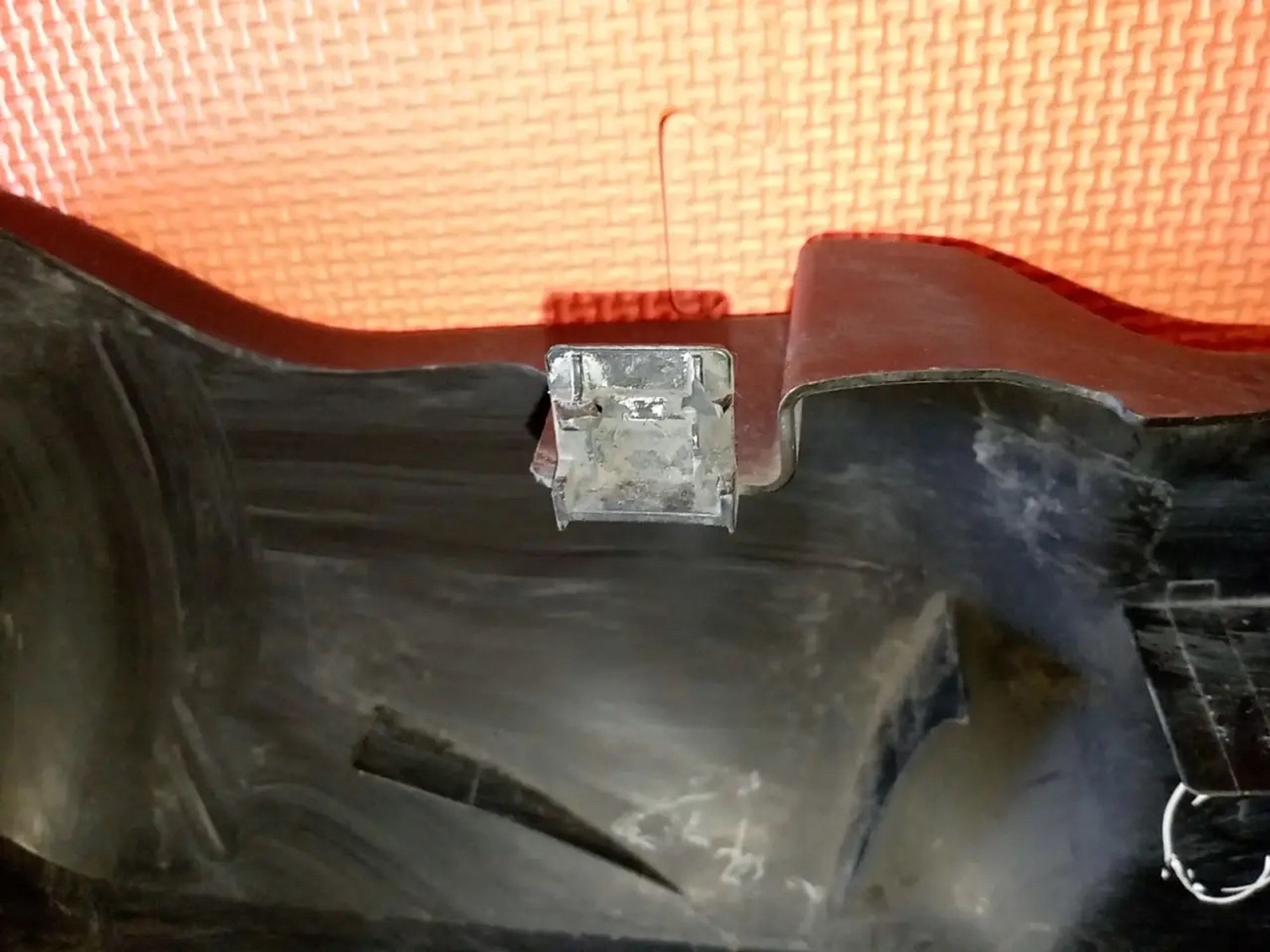 https://ycs.partsauto.market/partsauto-images/thmbs/userImages/a486c87f8955b6e25f9185efee619899/part/91043cca-3f15-4075-a0fe-2d13af2146e6_1779344433975.jpg