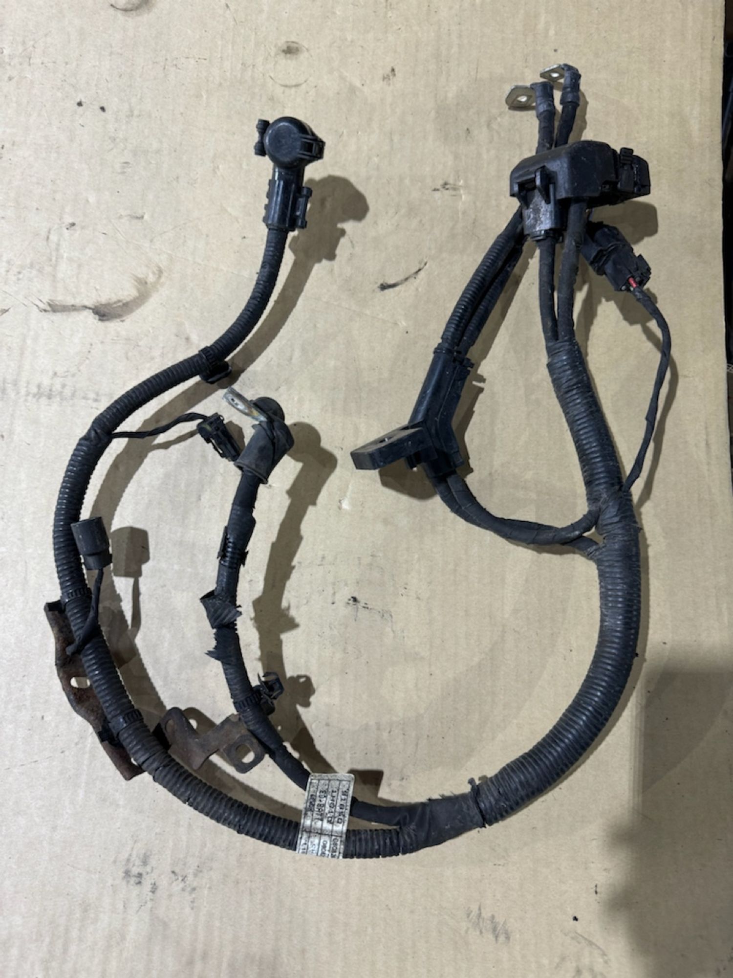https://ycs.partsauto.market/partsauto-images/thmbs/userImages/a486c87f8955b6e25f9185efee619899/part/9175132e-8d64-4b04-ae56-b00e969cb2f2_1775854316880.jpg