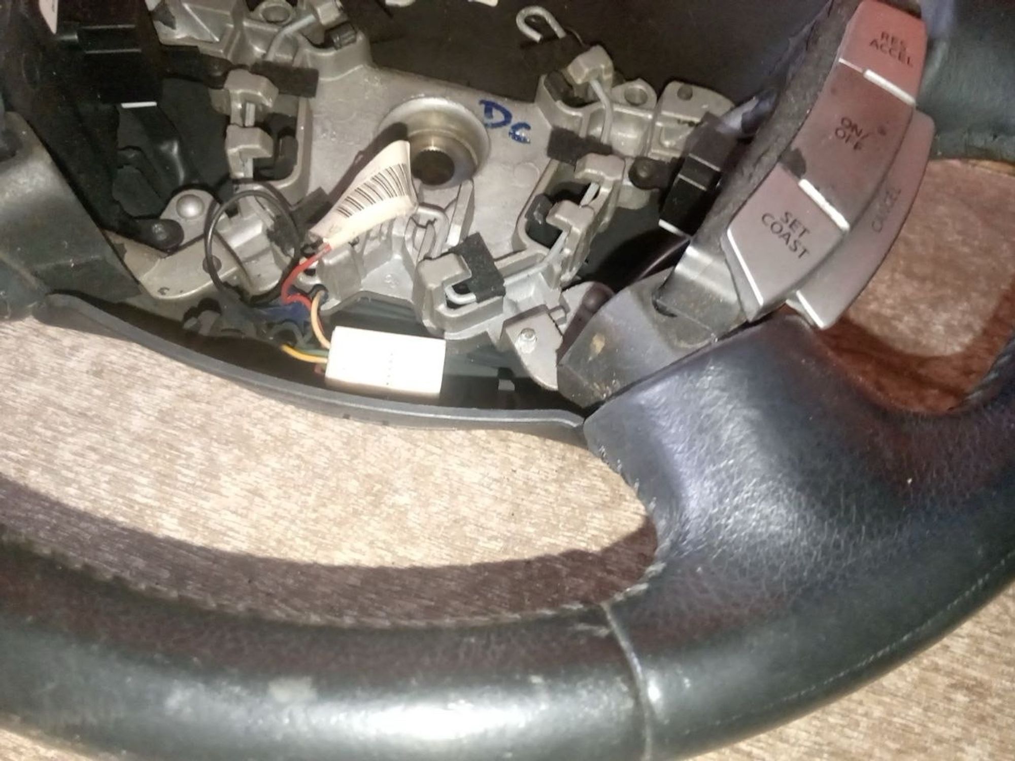 https://ycs.partsauto.market/partsauto-images/thmbs/userImages/a486c87f8955b6e25f9185efee619899/part/92c82ef2-f63f-4190-b48f-0edf64ee3a42_1775854772676.jpg