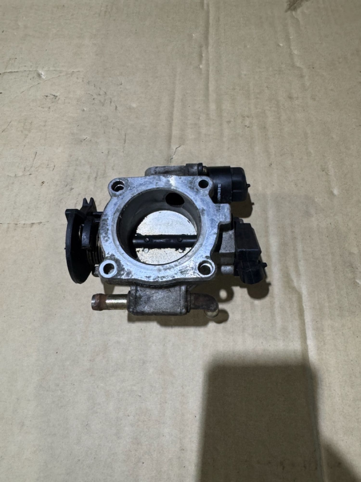 https://ycs.partsauto.market/partsauto-images/thmbs/userImages/a486c87f8955b6e25f9185efee619899/part/974c1a00-e1c1-456e-b87d-e57dc88258f5_1783274551688.jpg