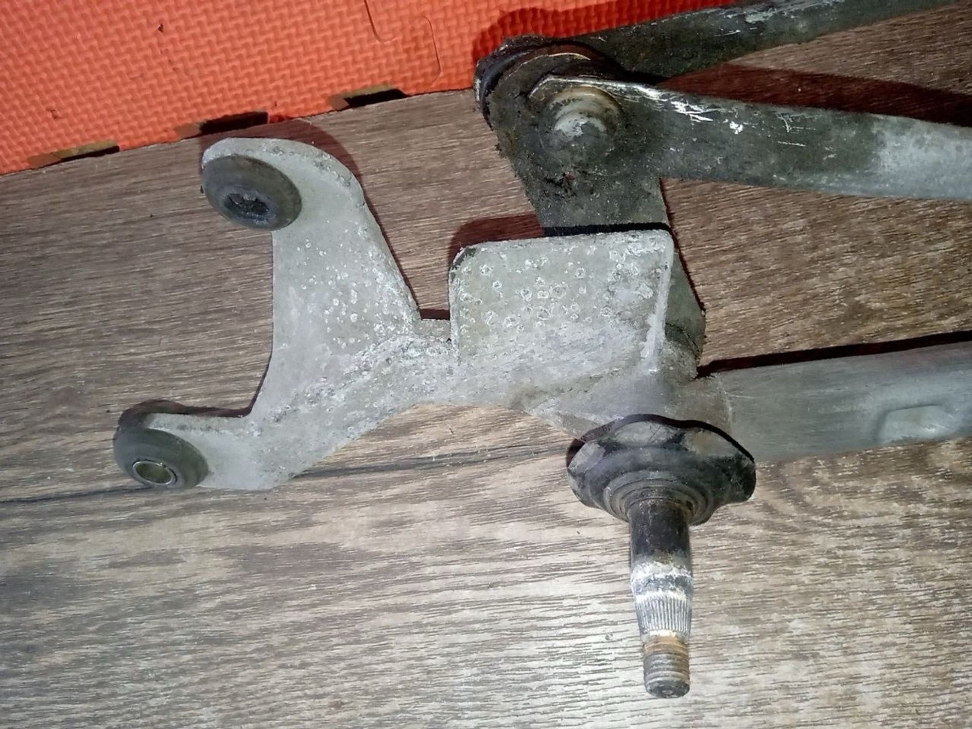 https://ycs.partsauto.market/partsauto-images/thmbs/userImages/a486c87f8955b6e25f9185efee619899/part/97c68805-ec1a-4025-a16f-4e3ab3fd2b1c_1775855119183.jpg