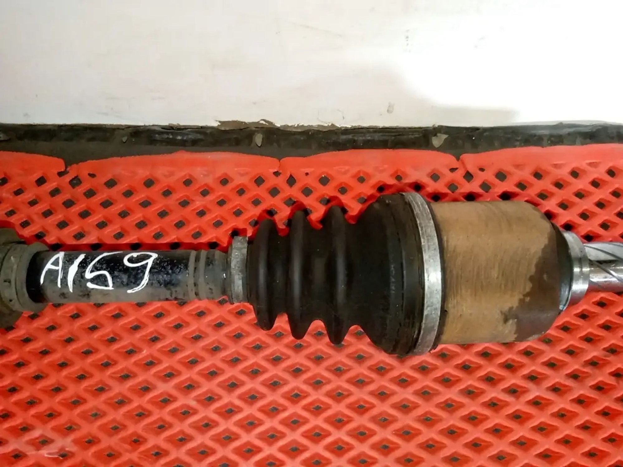 https://ycs.partsauto.market/partsauto-images/thmbs/userImages/a486c87f8955b6e25f9185efee619899/part/97e38d3d-bb85-42f9-a6f2-fde7516e5cbb_1779793110916.jpg