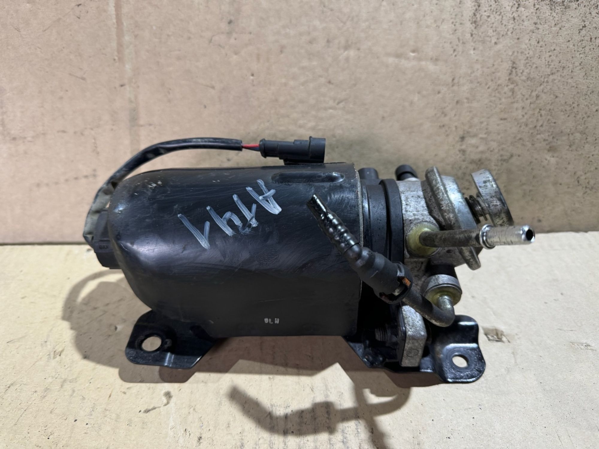 https://ycs.partsauto.market/partsauto-images/thmbs/userImages/a486c87f8955b6e25f9185efee619899/part/9ae9afd2-f107-4ac1-92f6-eb342241b8c3_1776857747366.jpg