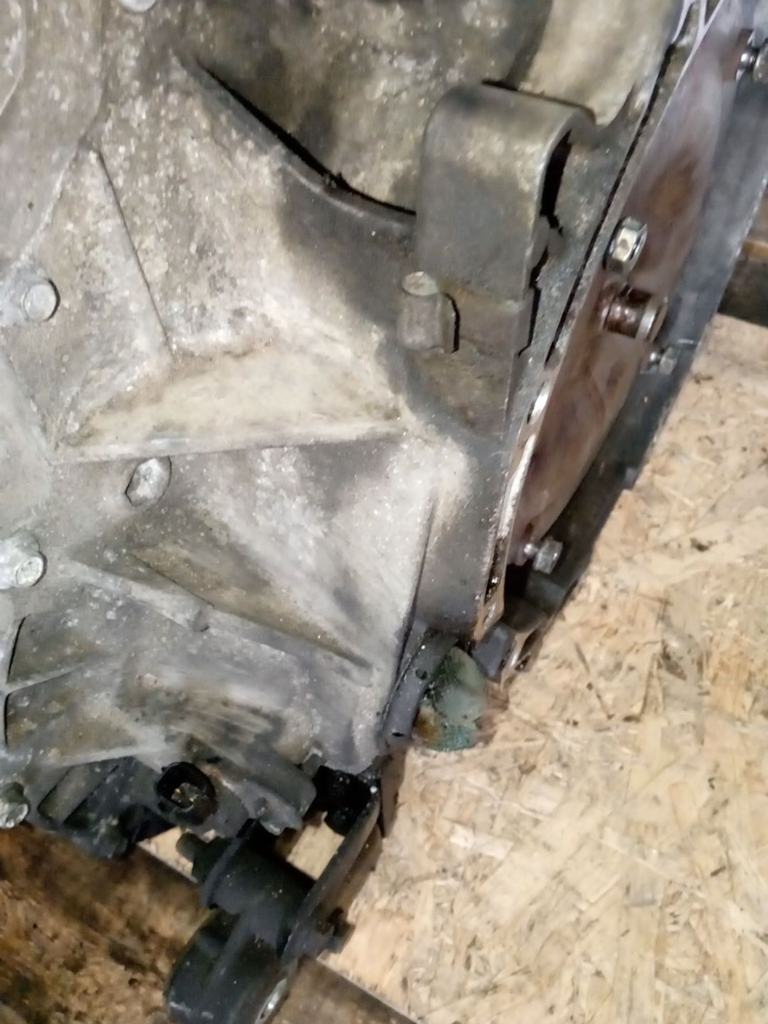 https://ycs.partsauto.market/partsauto-images/thmbs/userImages/a486c87f8955b6e25f9185efee619899/part/9ce80d78-279b-4f4c-9170-46917e3cf7a2_1782454947570.jpg