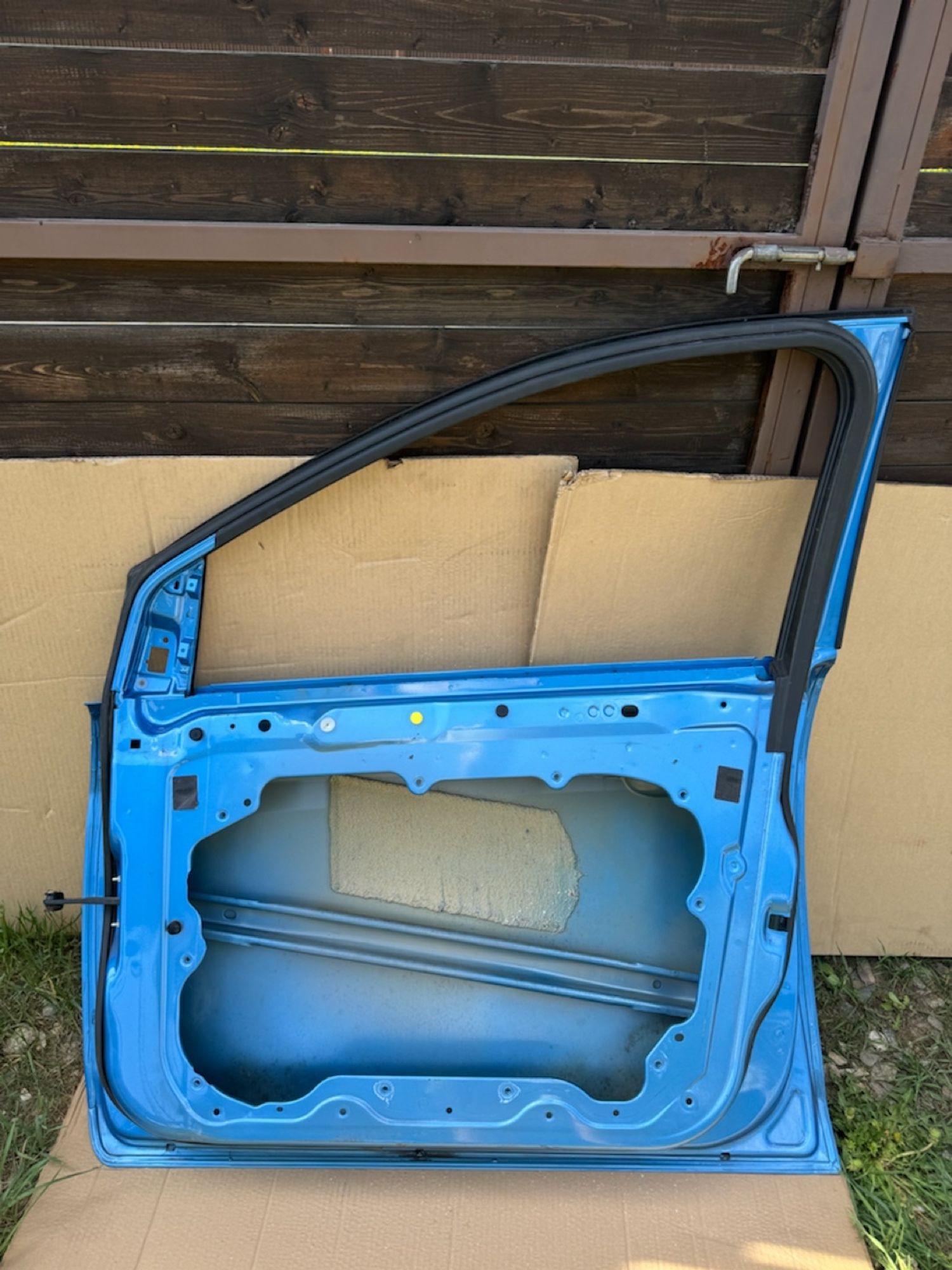 https://ycs.partsauto.market/partsauto-images/thmbs/userImages/a486c87f8955b6e25f9185efee619899/part/9d53b0e9-b787-4c04-a1ed-5be5a62061f0_1779344303261.jpg