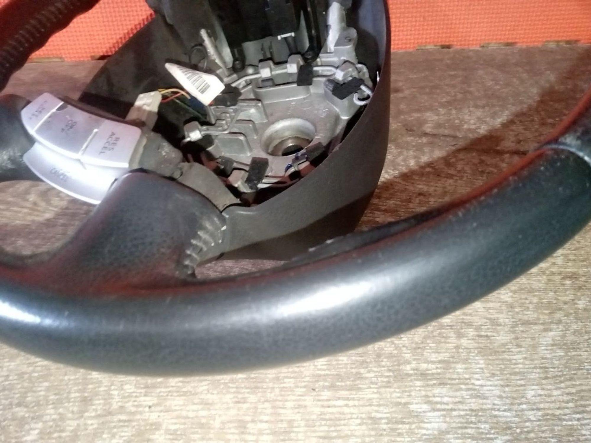 https://ycs.partsauto.market/partsauto-images/thmbs/userImages/a486c87f8955b6e25f9185efee619899/part/9da39068-86b0-40fd-922b-ba24cb841758_1775854766057.jpg