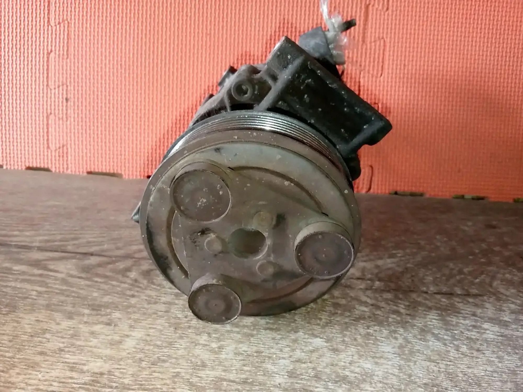 https://ycs.partsauto.market/partsauto-images/thmbs/userImages/a486c87f8955b6e25f9185efee619899/part/9e712d42-26aa-4374-aaf6-34e6226c37e4_1779344401221.jpg