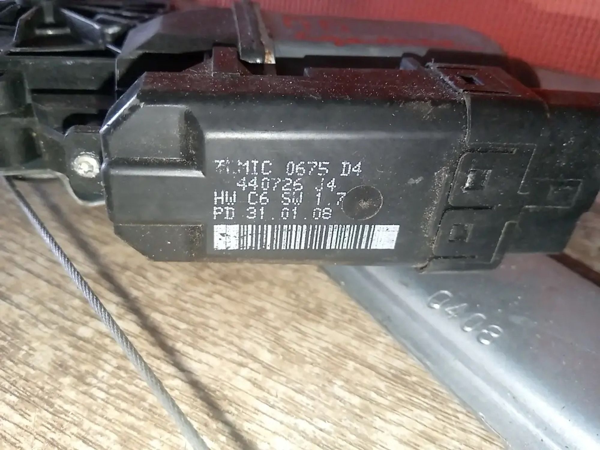 https://ycs.partsauto.market/partsauto-images/thmbs/userImages/a486c87f8955b6e25f9185efee619899/part/9ee9c507-4811-4f44-afa4-075148c8ab65_1786714300957.jpg
