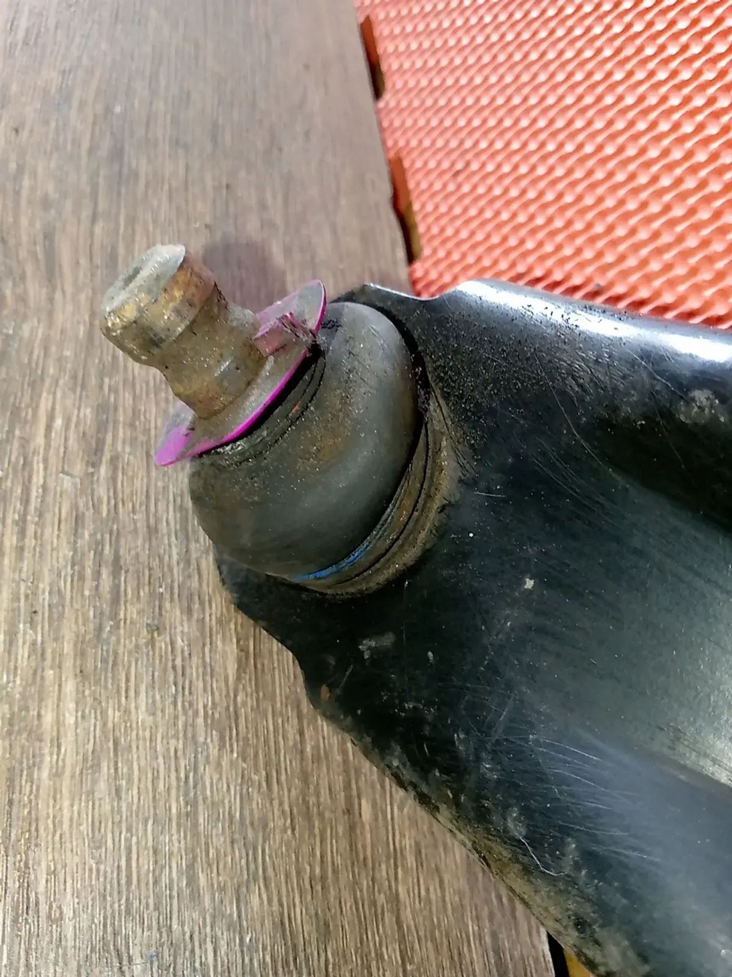 https://ycs.partsauto.market/partsauto-images/thmbs/userImages/a486c87f8955b6e25f9185efee619899/part/9f5a8971-da50-4aeb-91e3-65e556d8d5ff_1779793132964.jpg