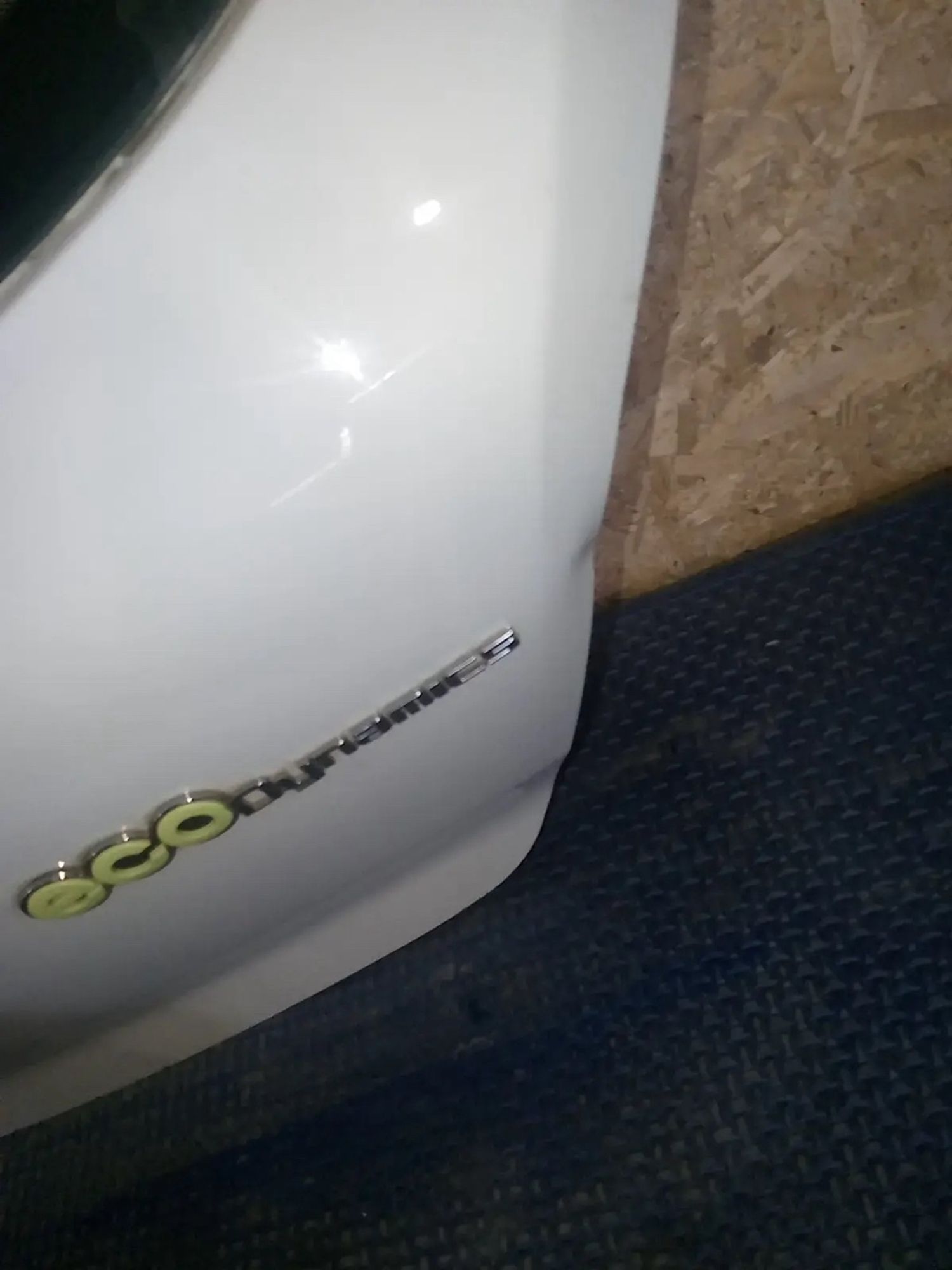 https://ycs.partsauto.market/partsauto-images/thmbs/userImages/a486c87f8955b6e25f9185efee619899/part/9fd93f35-6cc5-4713-b42b-906454b4f2ca_1778190045244.jpg