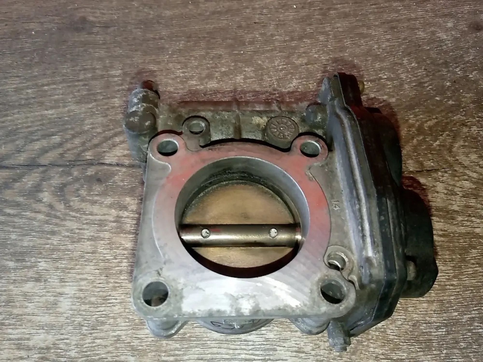 https://ycs.partsauto.market/partsauto-images/thmbs/userImages/a486c87f8955b6e25f9185efee619899/part/a00a4aac-6f0d-4d5a-90f2-e439264f265c_1779793078718.jpg