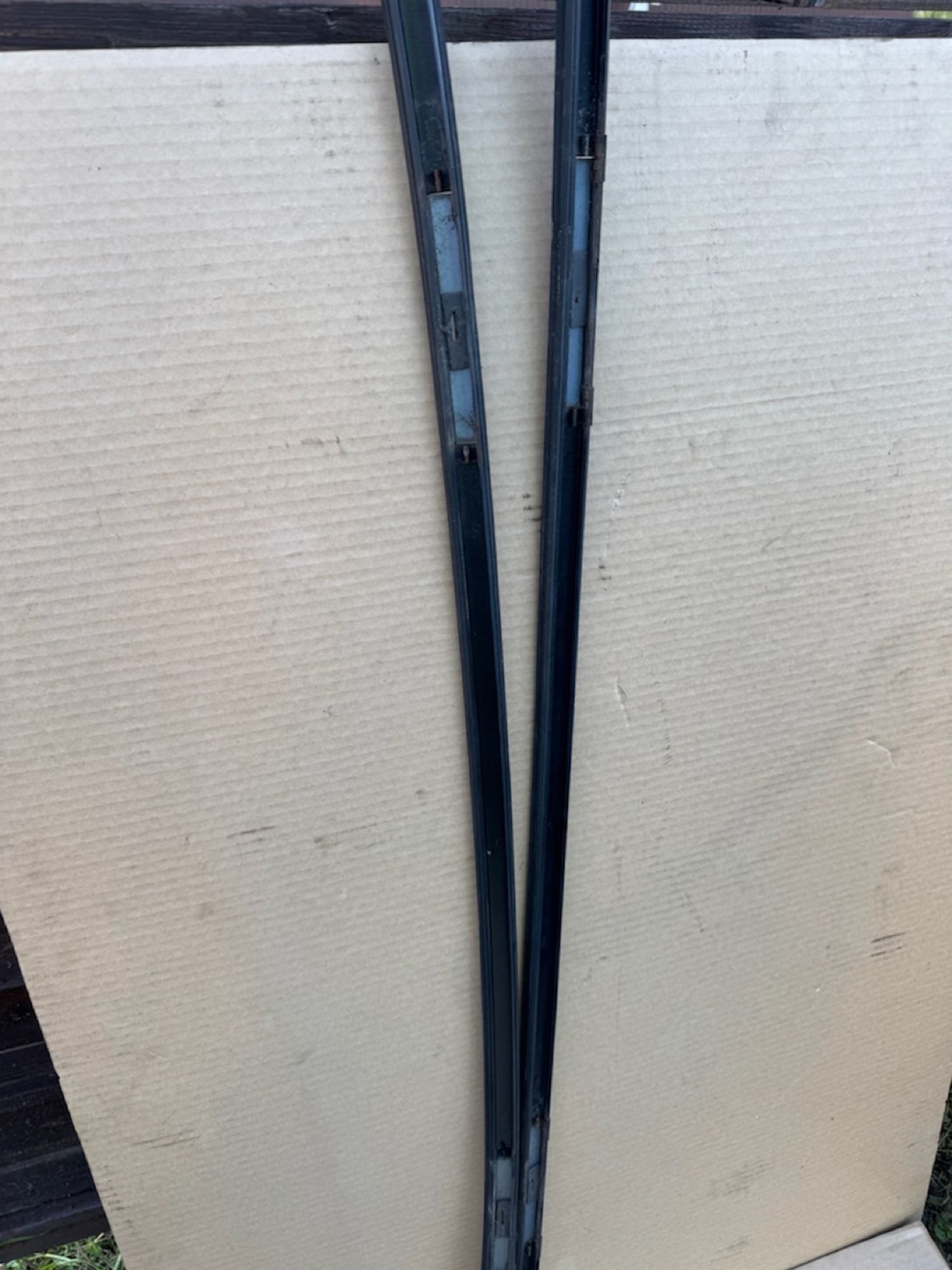 https://ycs.partsauto.market/partsauto-images/thmbs/userImages/a486c87f8955b6e25f9185efee619899/part/a0c2b894-e636-4d72-8306-9a2cb8b99178_1786359152146.jpg