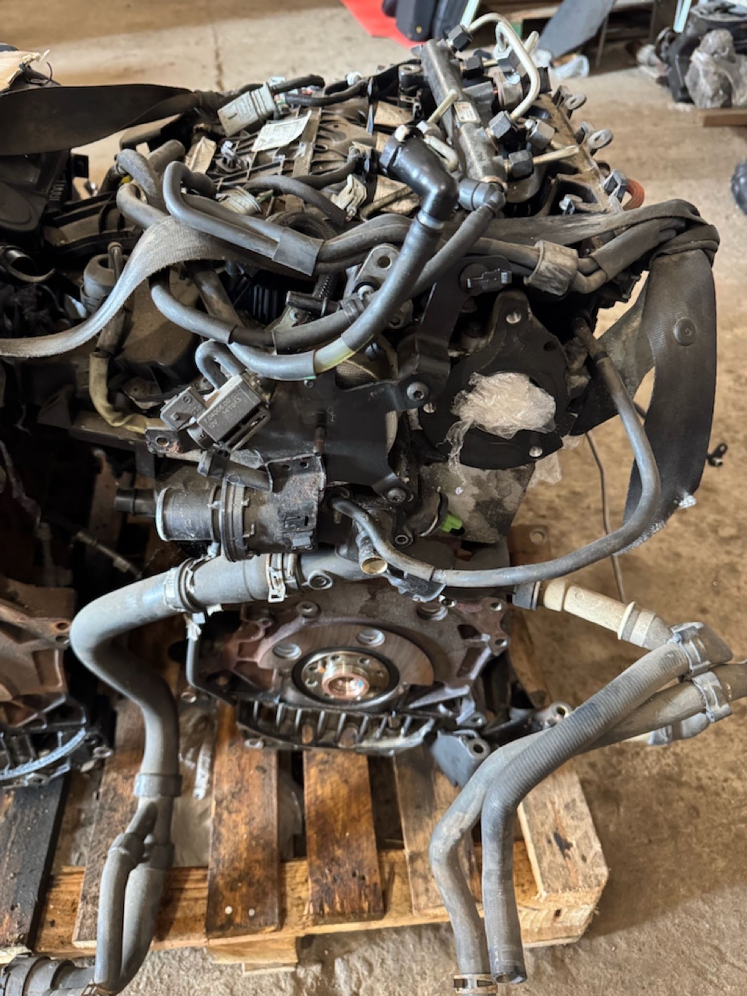 https://ycs.partsauto.market/partsauto-images/thmbs/userImages/a486c87f8955b6e25f9185efee619899/part/a16dbc94-e7af-4640-a852-43183480bf7e_1784636290481.jpg