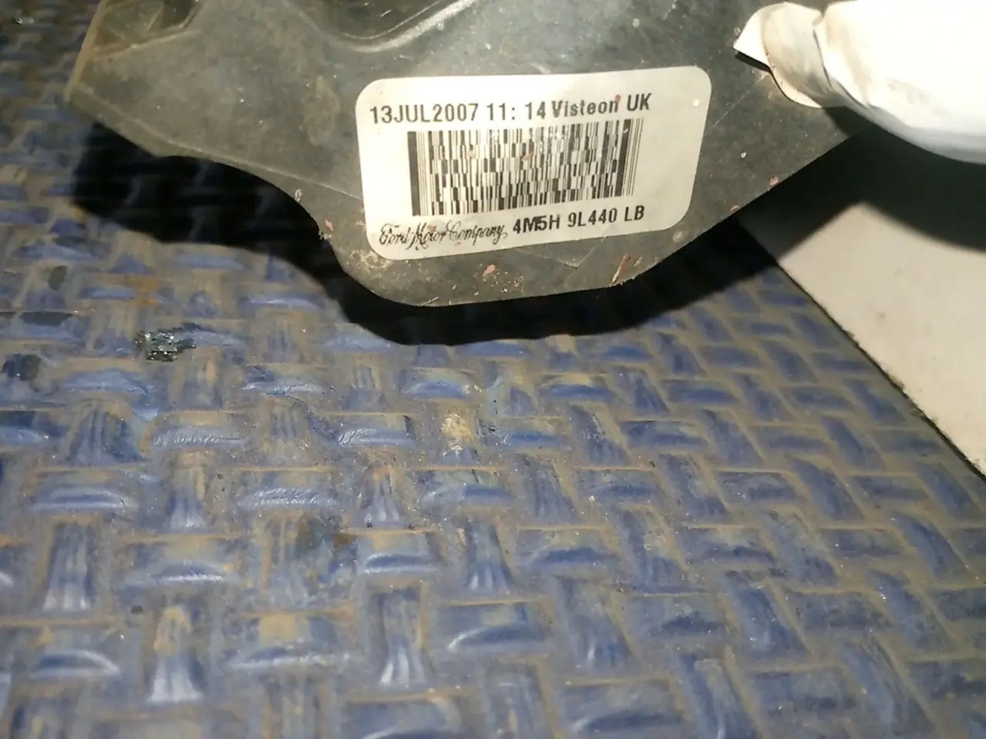 https://ycs.partsauto.market/partsauto-images/thmbs/userImages/a486c87f8955b6e25f9185efee619899/part/a422bb80-fbcf-444e-943c-674bd9b2e3c6_1784745471593.jpg