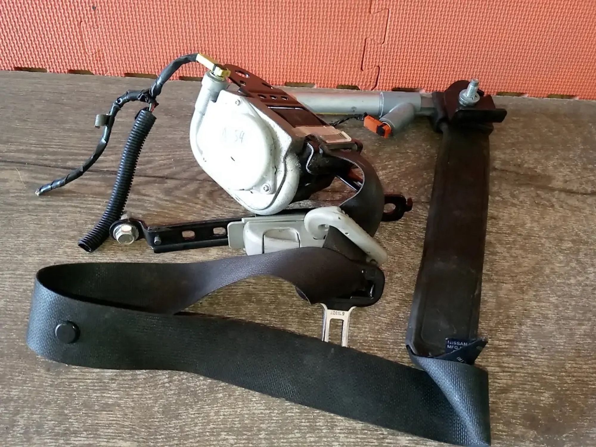 https://ycs.partsauto.market/partsauto-images/thmbs/userImages/a486c87f8955b6e25f9185efee619899/part/a4e07efc-5a8b-47f5-85d4-7892f7b62b23_1780043790241.jpg
