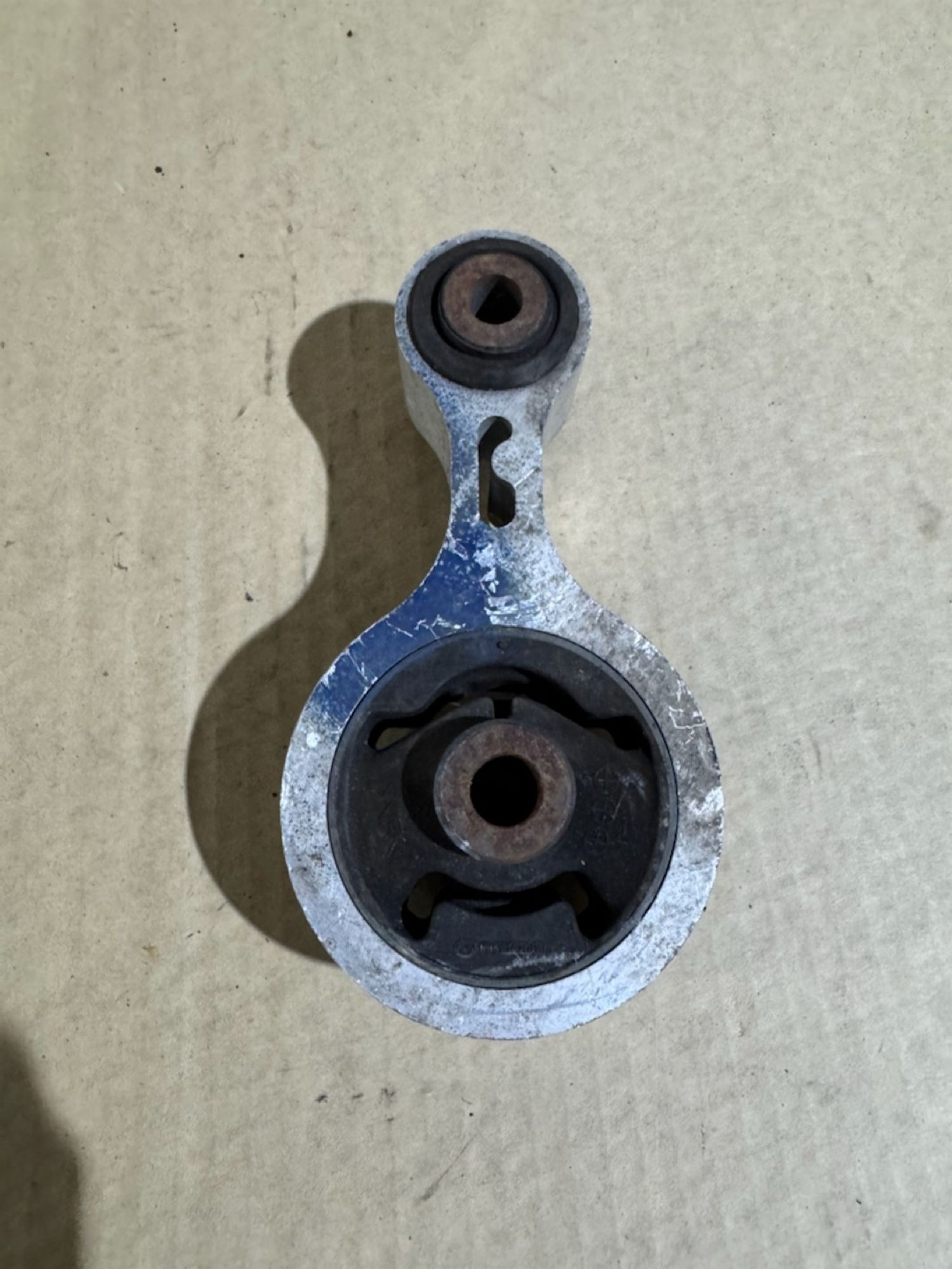 https://ycs.partsauto.market/partsauto-images/thmbs/userImages/a486c87f8955b6e25f9185efee619899/part/a5b4e7d6-0ee6-4945-b9ea-c90f6cb97d2c_1786351709450.jpg