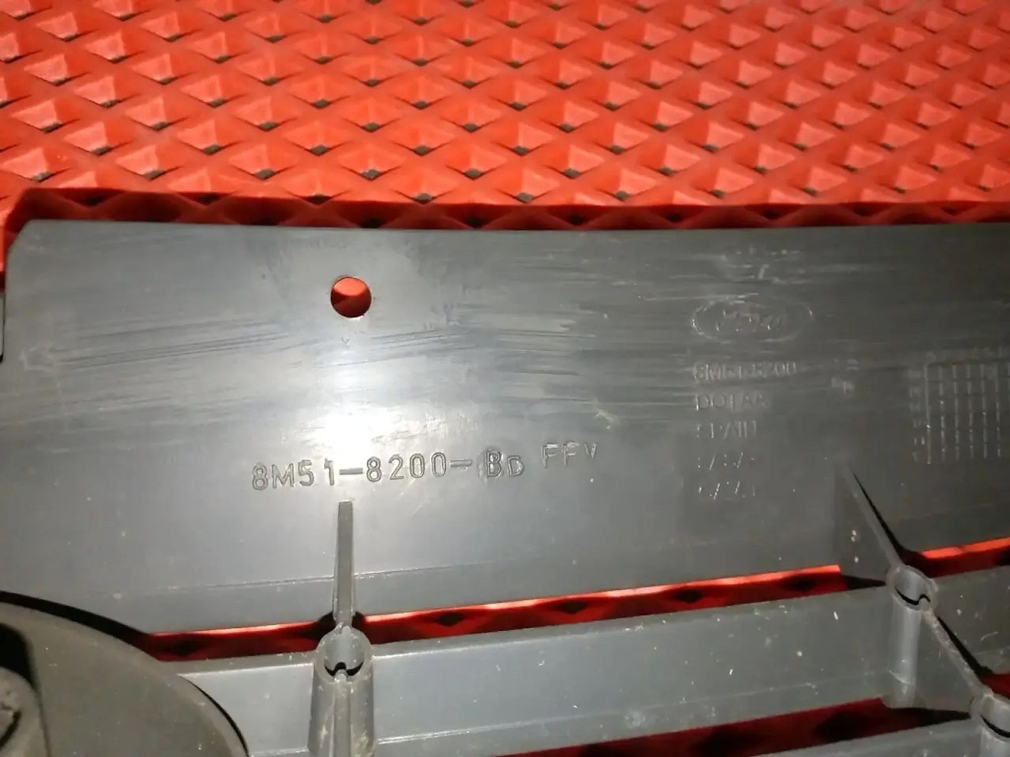https://ycs.partsauto.market/partsauto-images/thmbs/userImages/a486c87f8955b6e25f9185efee619899/part/a9343e4b-5f84-4d66-b8d8-74e2d32f6f4b_1778603928315.jpg