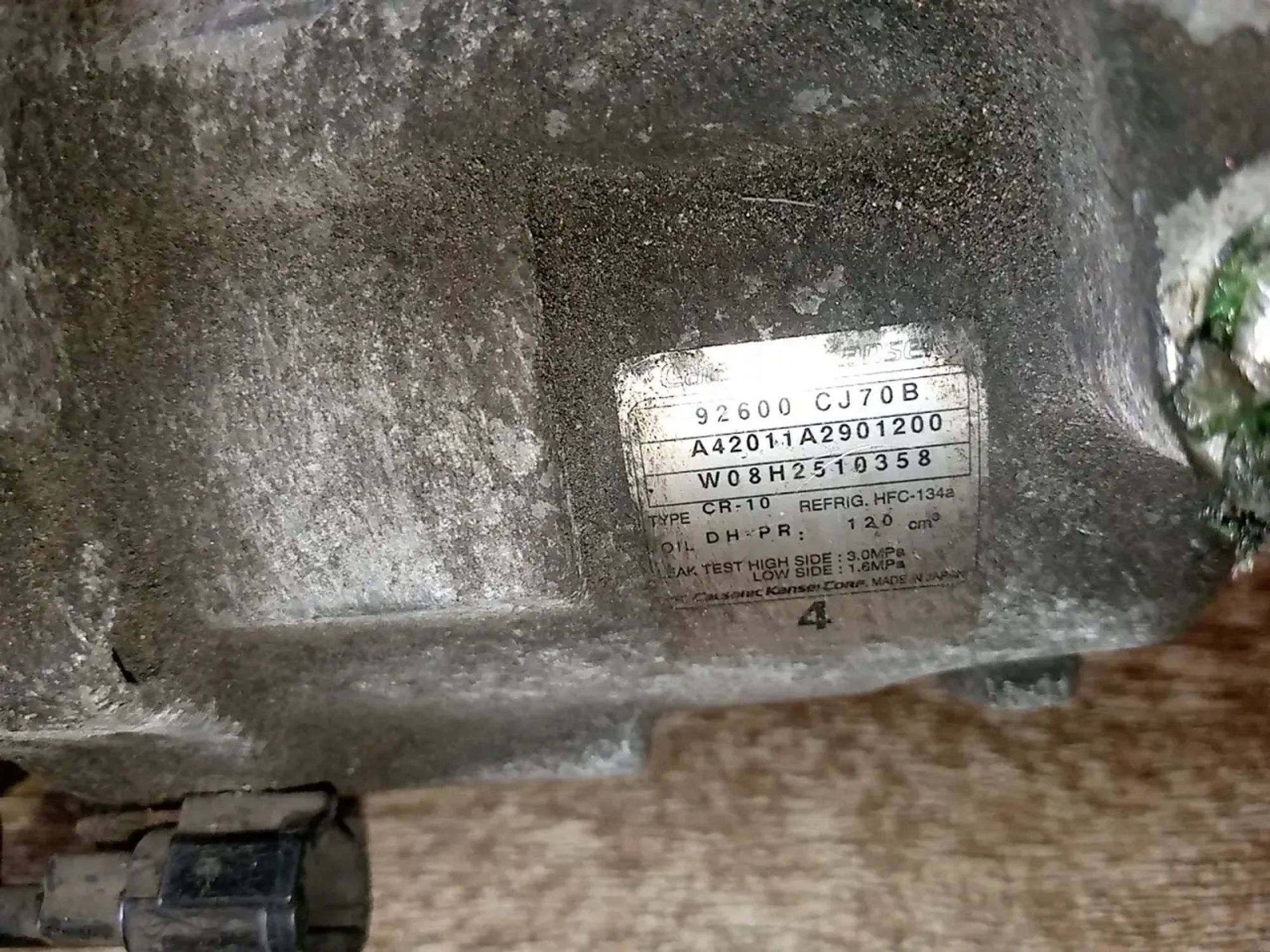 https://ycs.partsauto.market/partsauto-images/thmbs/userImages/a486c87f8955b6e25f9185efee619899/part/aa2265b0-1e65-44e6-84de-72267f184e94_1779344402939.jpg
