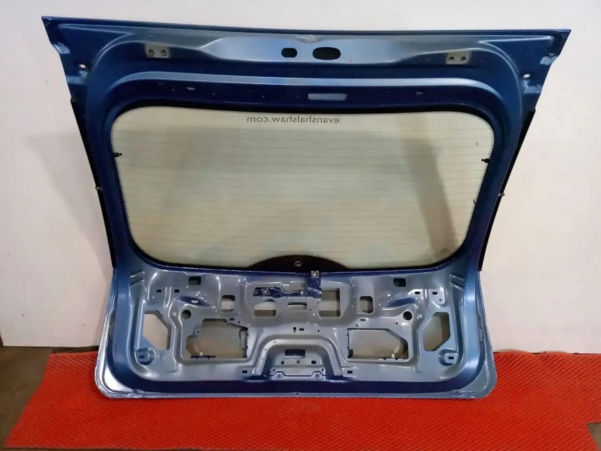 https://ycs.partsauto.market/partsauto-images/thmbs/userImages/a486c87f8955b6e25f9185efee619899/part/aa3f719c-2603-4cee-a0bf-e83d983709a5_1779051627108.jpg