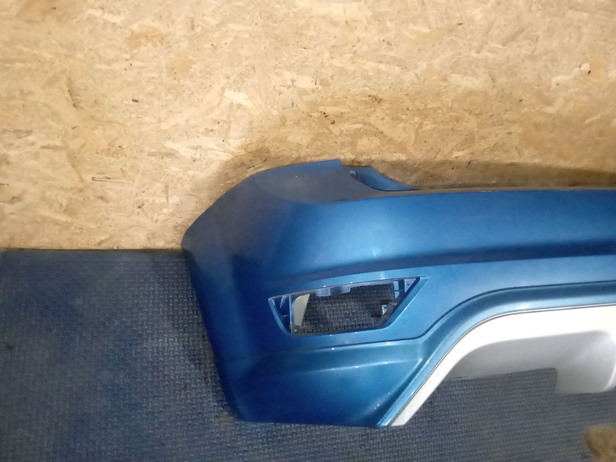 https://ycs.partsauto.market/partsauto-images/thmbs/userImages/a486c87f8955b6e25f9185efee619899/part/aaa9226b-c4f6-4467-ac8d-18d7bb8ae950_1782455421396.jpg