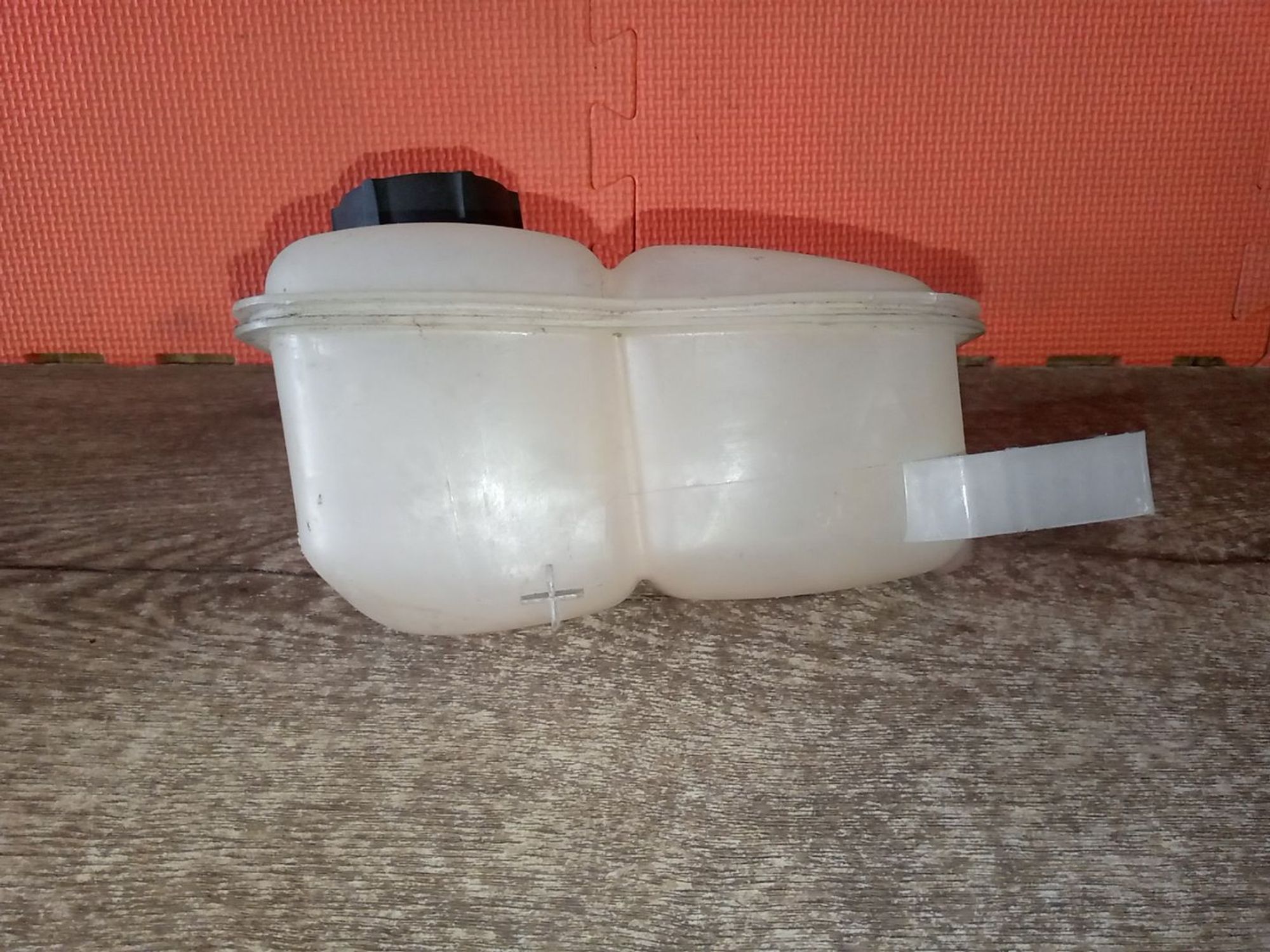 https://ycs.partsauto.market/partsauto-images/thmbs/userImages/a486c87f8955b6e25f9185efee619899/part/ab201b12-0af7-4206-8c33-038d39b2ca77_1782455652542.jpg