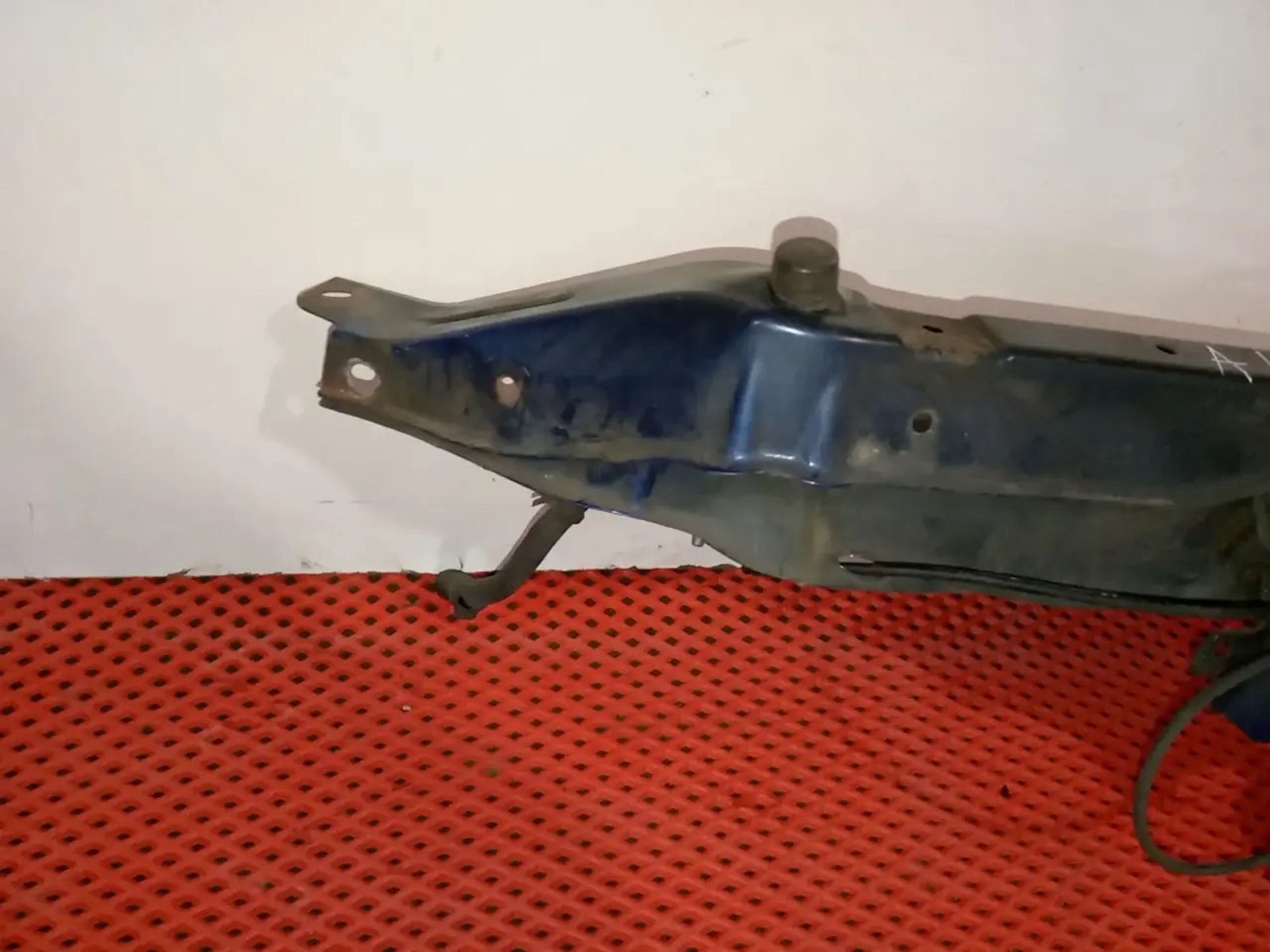 https://ycs.partsauto.market/partsauto-images/thmbs/userImages/a486c87f8955b6e25f9185efee619899/part/acf08a4c-31ae-4066-93d1-47820db2fa3a_1778608940152.jpg