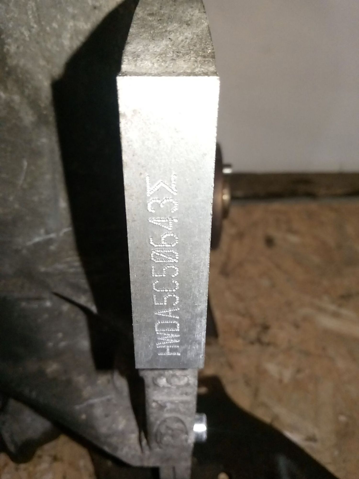 https://ycs.partsauto.market/partsauto-images/thmbs/userImages/a486c87f8955b6e25f9185efee619899/part/acfb6be5-2647-4c44-9f60-aa140ea23055_1782453977776.jpg