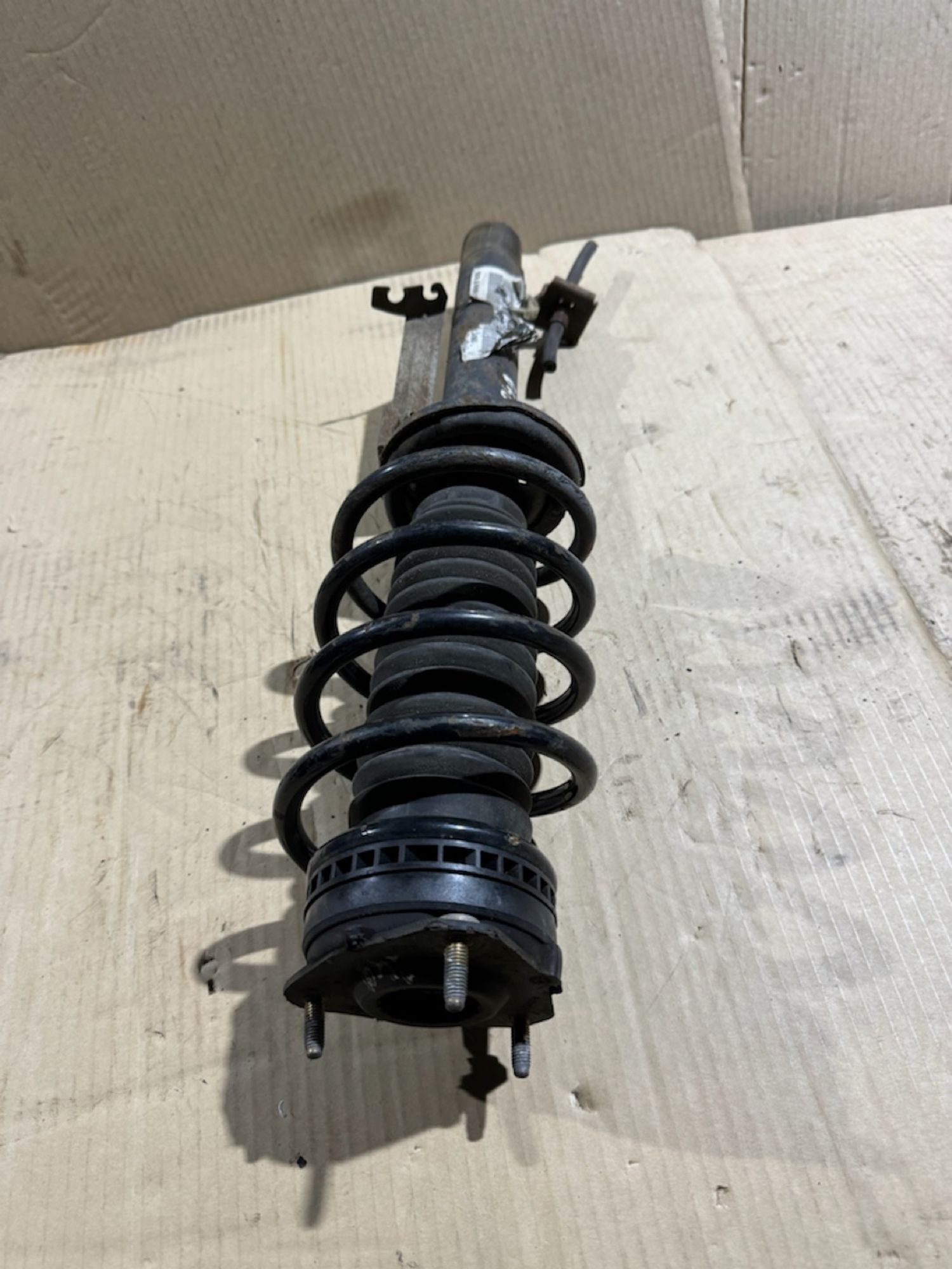 https://ycs.partsauto.market/partsauto-images/thmbs/userImages/a486c87f8955b6e25f9185efee619899/part/ae510c6e-acf7-4fe7-b599-b6cc17e330ef_1775854647668.jpg
