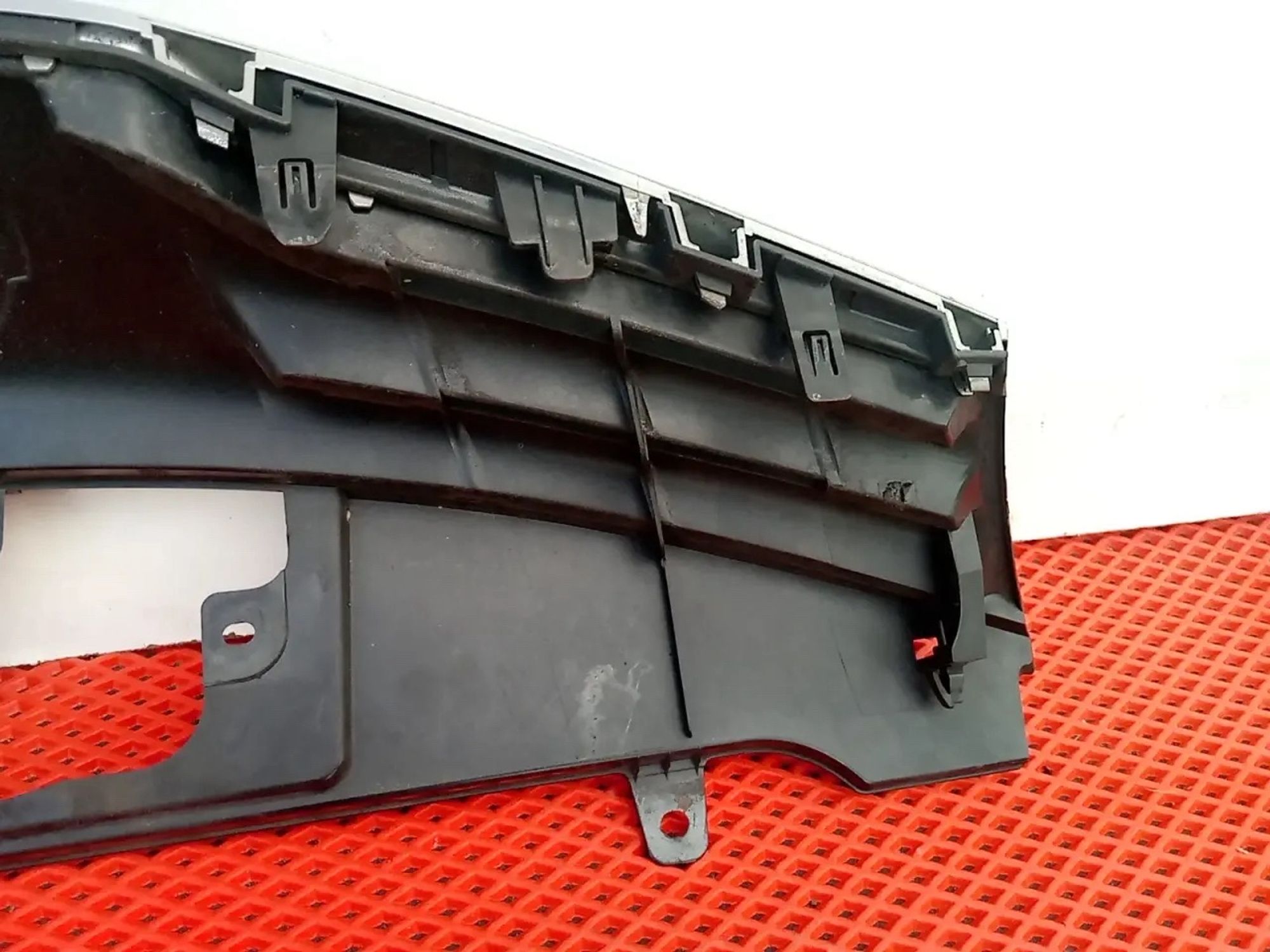 https://ycs.partsauto.market/partsauto-images/thmbs/userImages/a486c87f8955b6e25f9185efee619899/part/ae631f56-3f42-4d08-a01e-2e9634742d49_1778190123215.jpg