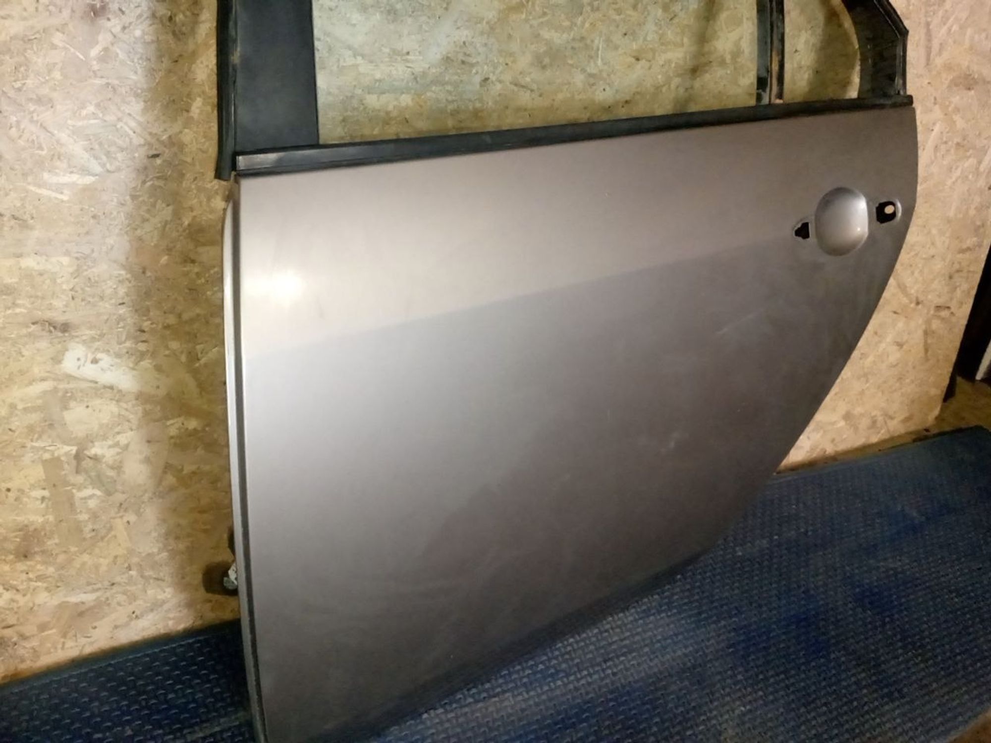 https://ycs.partsauto.market/partsauto-images/thmbs/userImages/a486c87f8955b6e25f9185efee619899/part/ae64c39f-9e45-4738-8c56-084bc1823a49_1775856550331.jpg