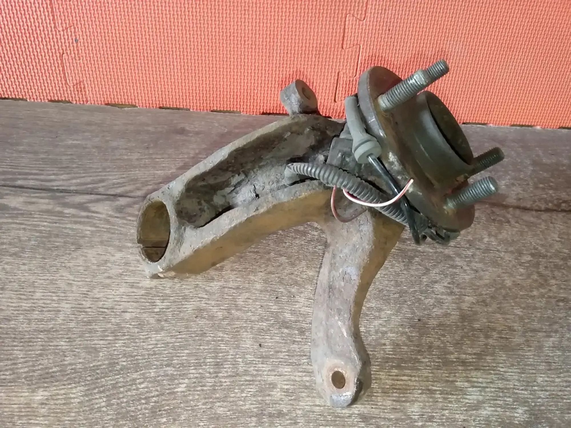 https://ycs.partsauto.market/partsauto-images/thmbs/userImages/a486c87f8955b6e25f9185efee619899/part/af702251-c2ec-4f55-bb6d-d3a82dd56145_1775854659389.jpg
