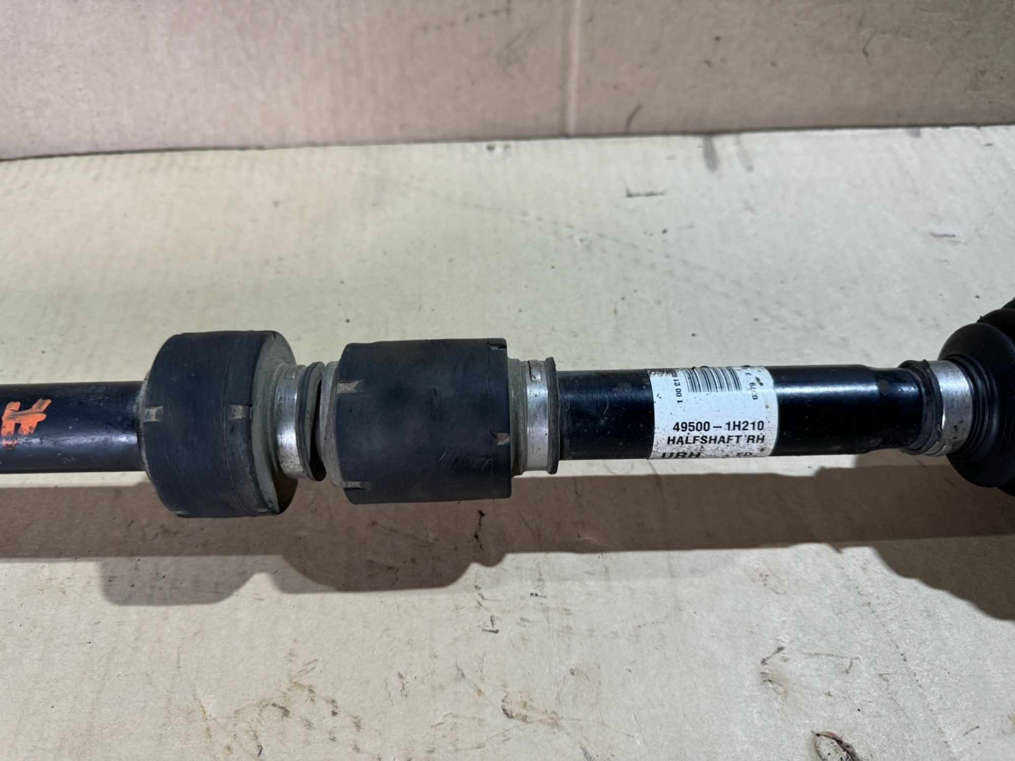 https://ycs.partsauto.market/partsauto-images/thmbs/userImages/a486c87f8955b6e25f9185efee619899/part/b01e6fca-3dd1-4e61-bbed-42f086deeb10_1776857587114.jpg