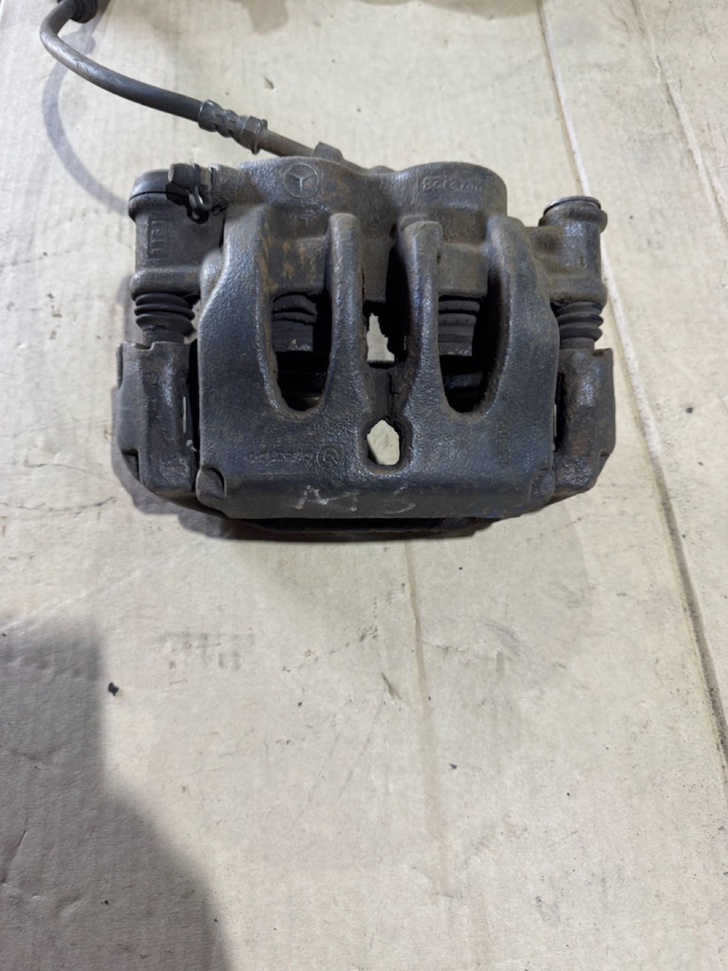 https://ycs.partsauto.market/partsauto-images/thmbs/userImages/a486c87f8955b6e25f9185efee619899/part/b282b2fe-3531-48e5-b55c-970fc039ccc6_1782908932434.jpg
