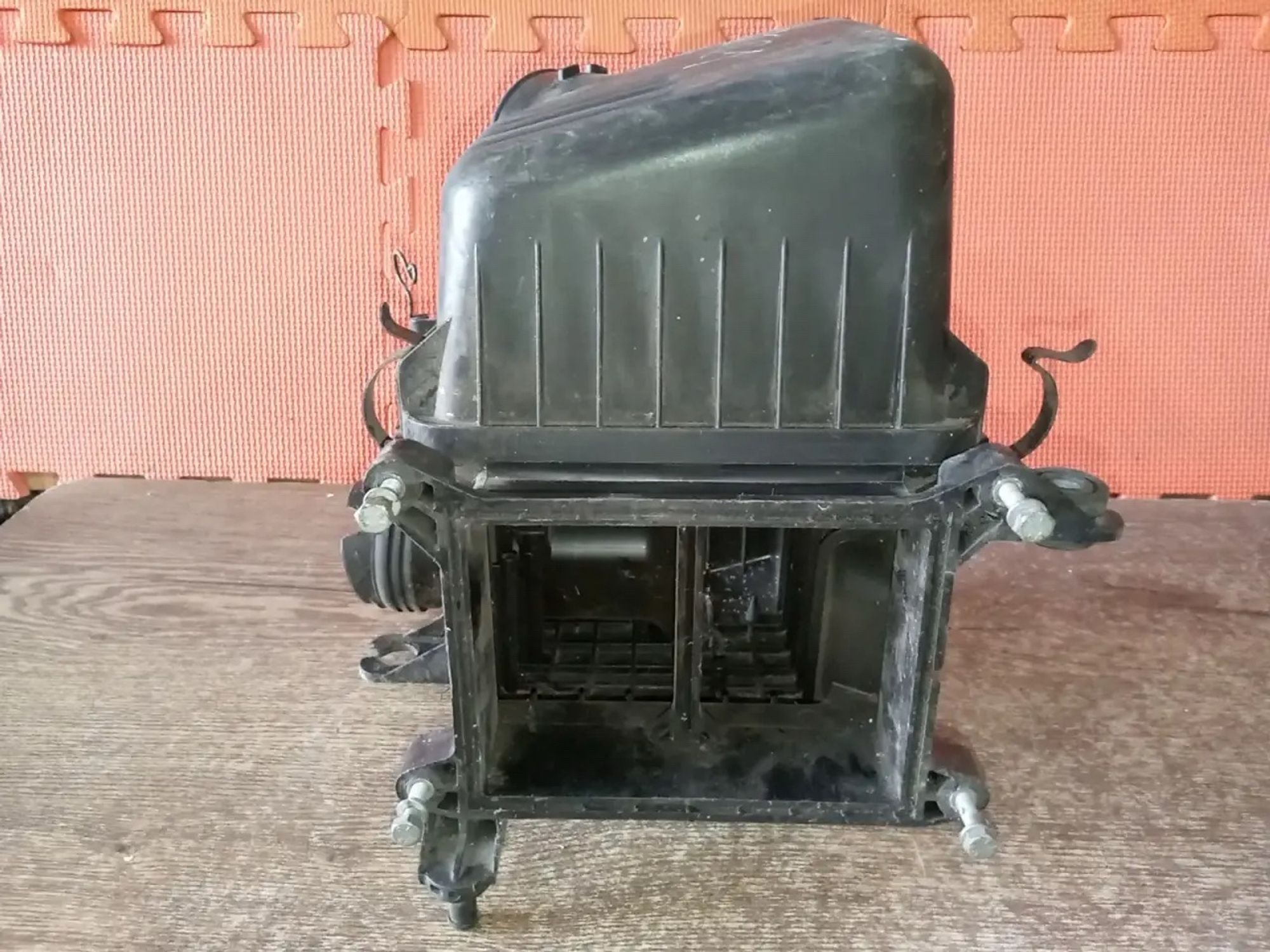 https://ycs.partsauto.market/partsauto-images/thmbs/userImages/a486c87f8955b6e25f9185efee619899/part/b3aadacd-b50d-4bcd-8c42-b500a3f80be1_1786651661836.jpg