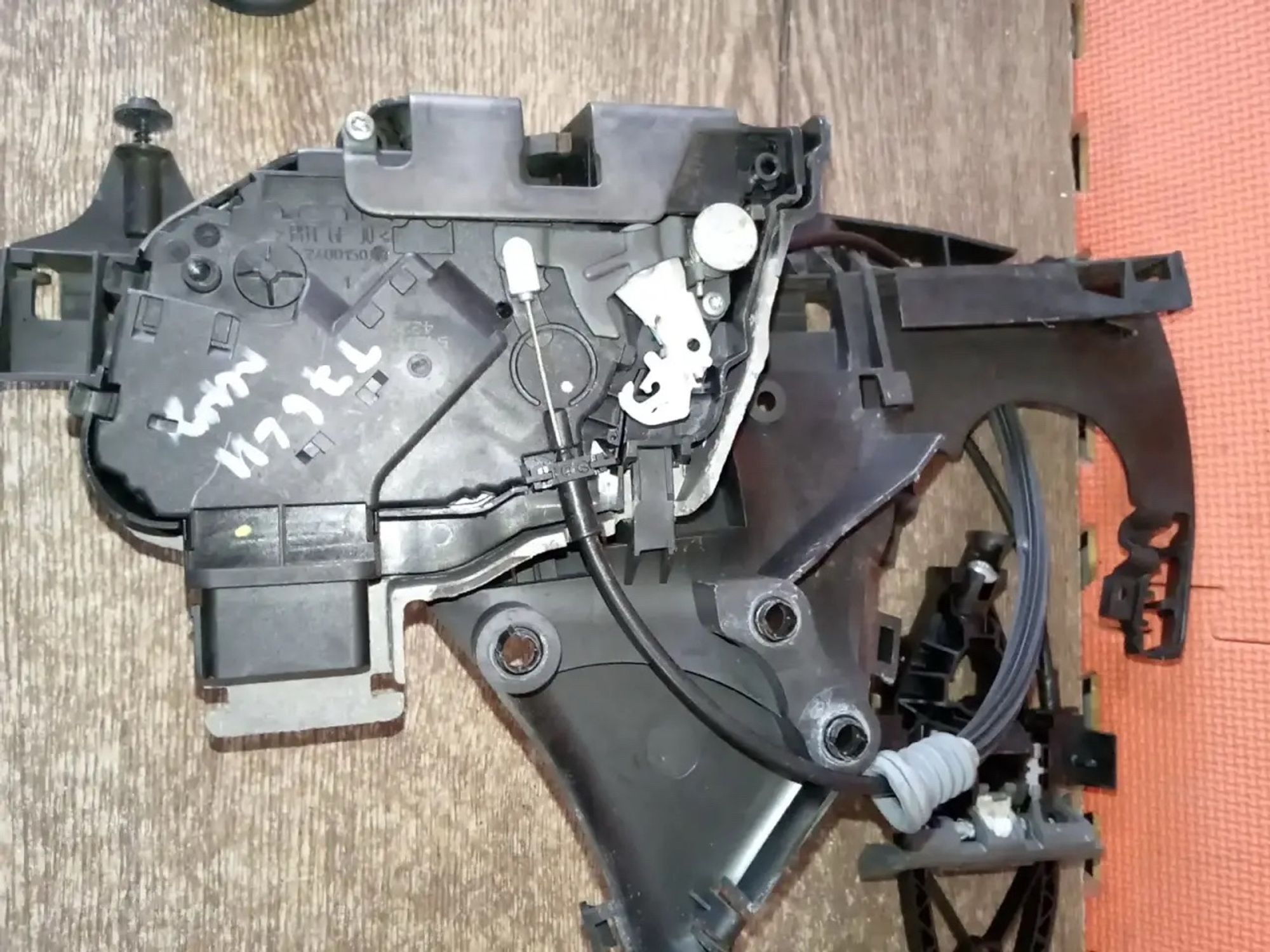 https://ycs.partsauto.market/partsauto-images/thmbs/userImages/a486c87f8955b6e25f9185efee619899/part/b5191cbc-9fcf-4a85-b942-b8637dfd4d8f_1785183130430.jpg