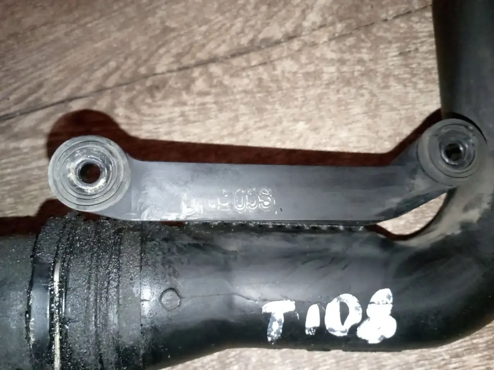 https://ycs.partsauto.market/partsauto-images/thmbs/userImages/a486c87f8955b6e25f9185efee619899/part/b6cd2bf8-7959-4fac-ace2-30da9e85a747_1786999689355.jpg