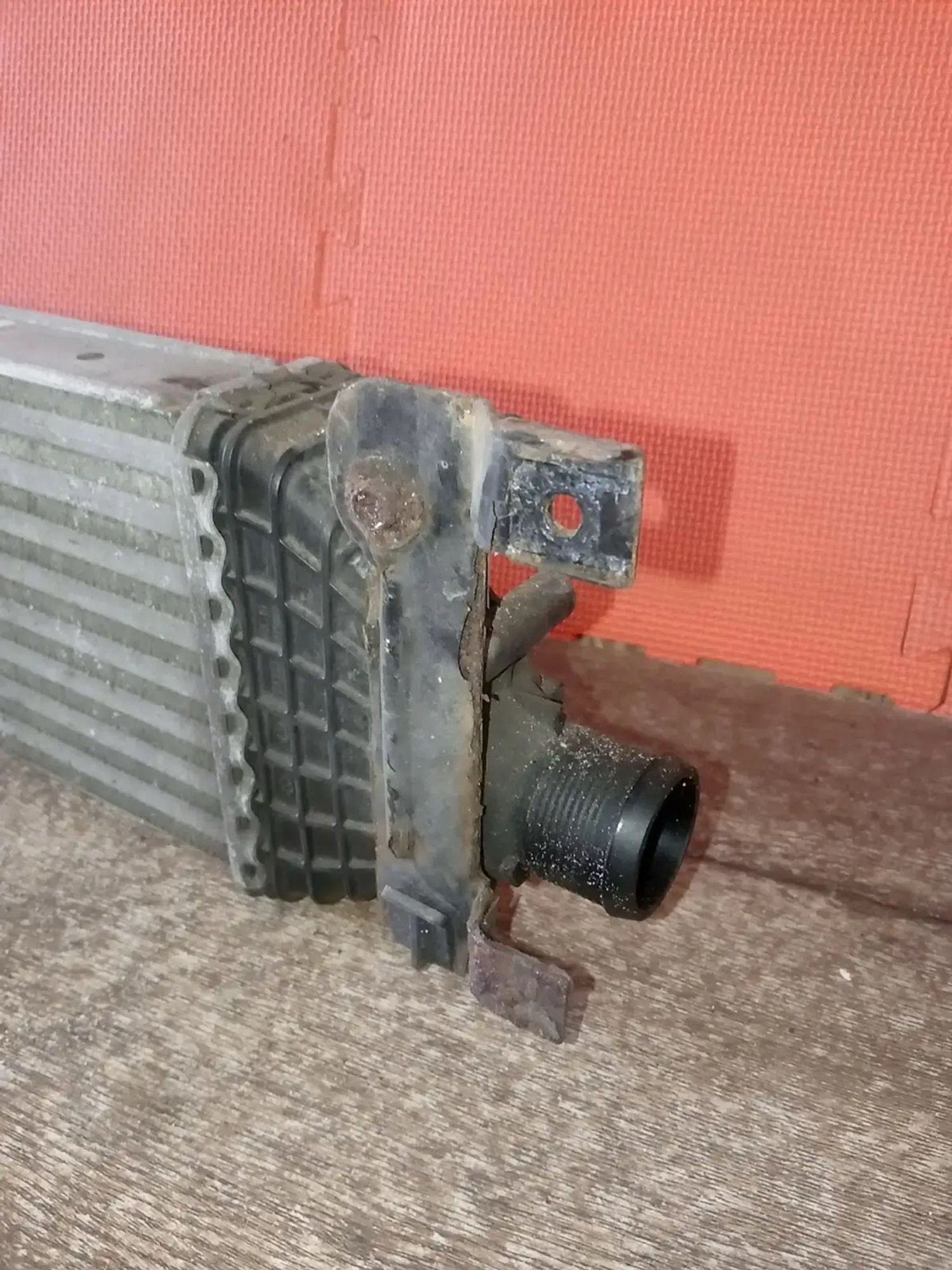 https://ycs.partsauto.market/partsauto-images/thmbs/userImages/a486c87f8955b6e25f9185efee619899/part/b7253a69-0d29-4ff1-ab1a-81e2a7a0a5ab_1784744947461.jpg