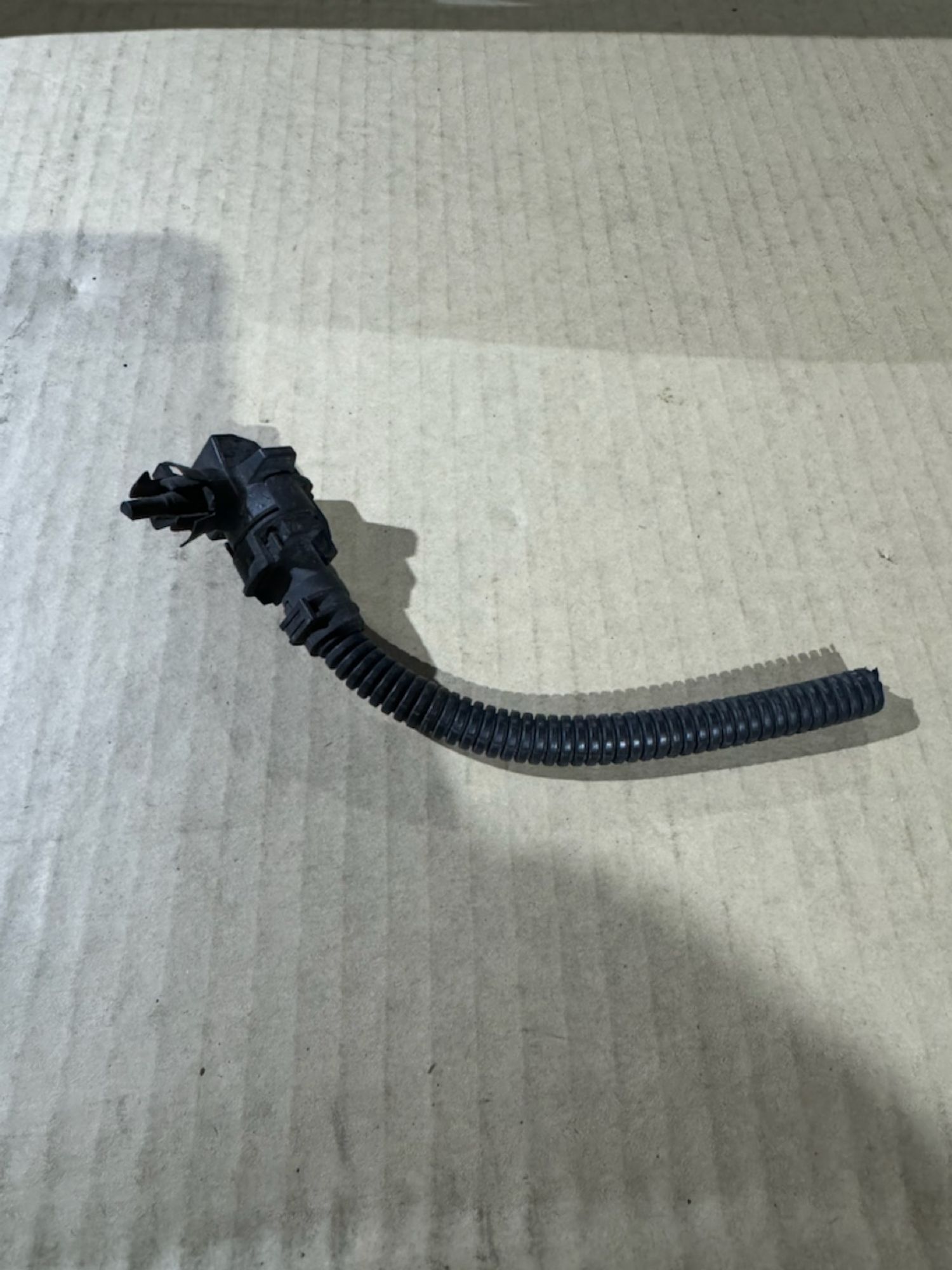 https://ycs.partsauto.market/partsauto-images/thmbs/userImages/a486c87f8955b6e25f9185efee619899/part/b994a505-cdaf-4778-8fea-5c0d33755409_1775854302244.jpg