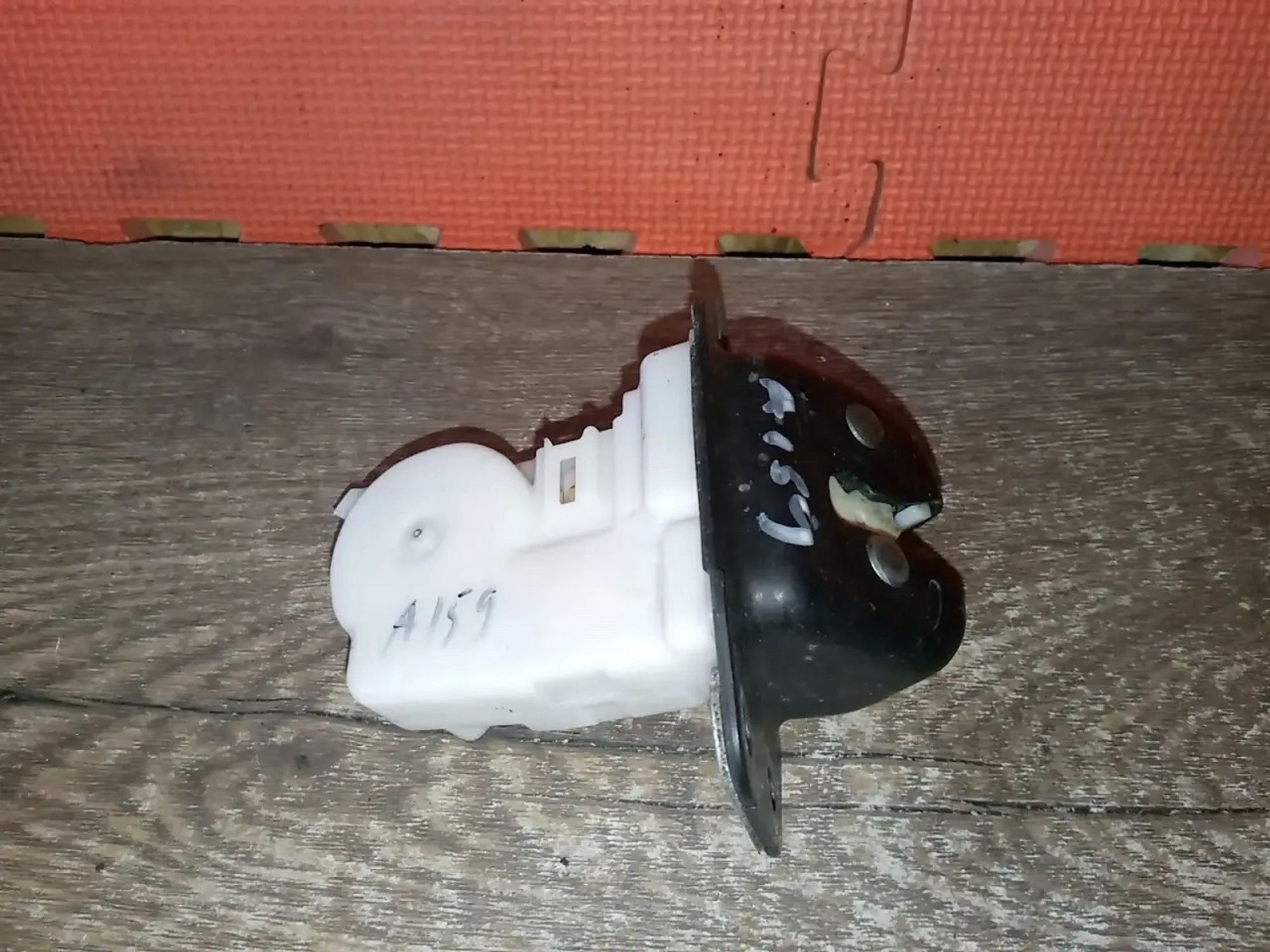 https://ycs.partsauto.market/partsauto-images/thmbs/userImages/a486c87f8955b6e25f9185efee619899/part/ba48f740-cb38-4e7f-a120-2134f63b0621_1778609782738.jpg